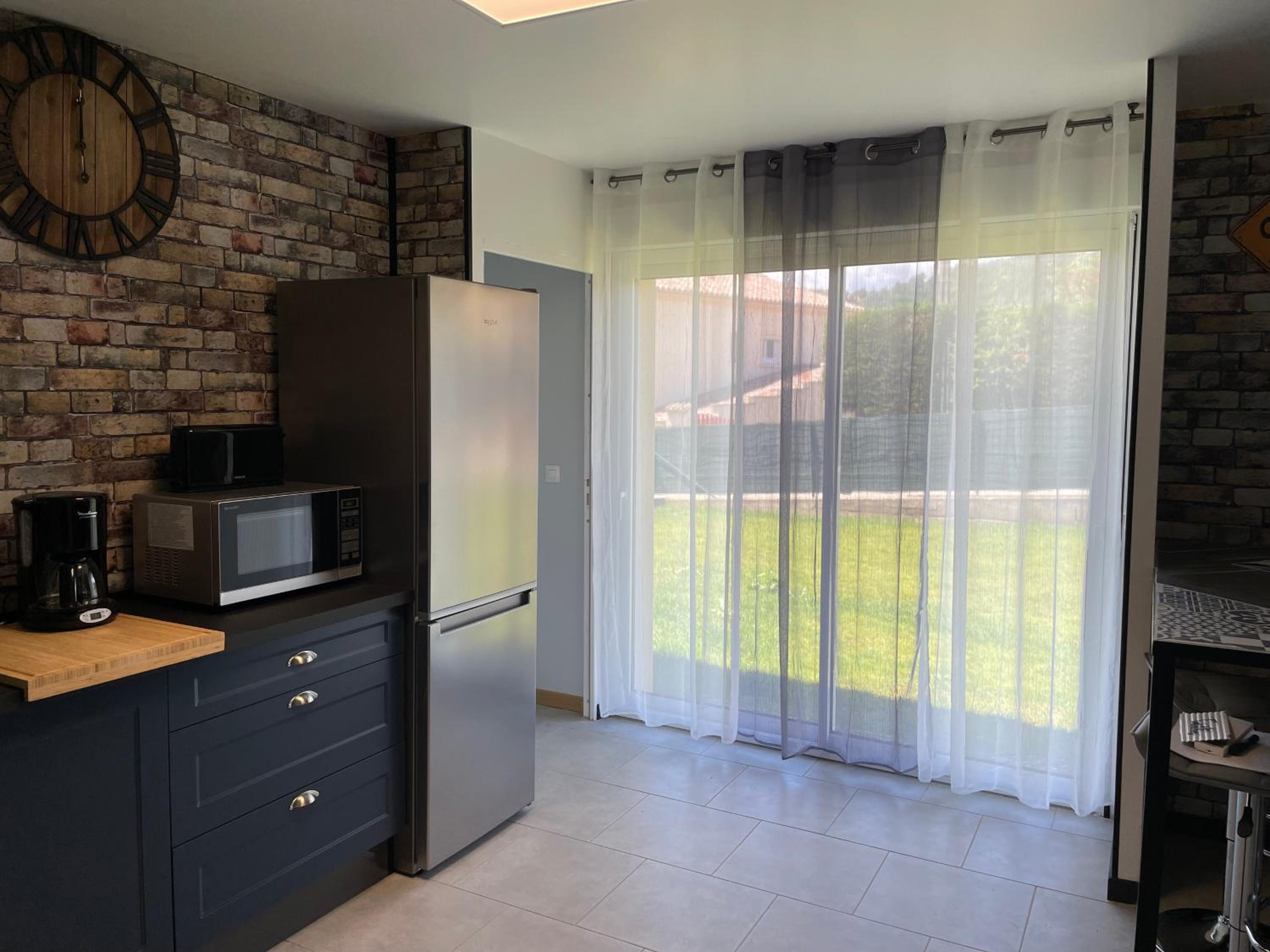 Three-Bedroom Villa photo 2