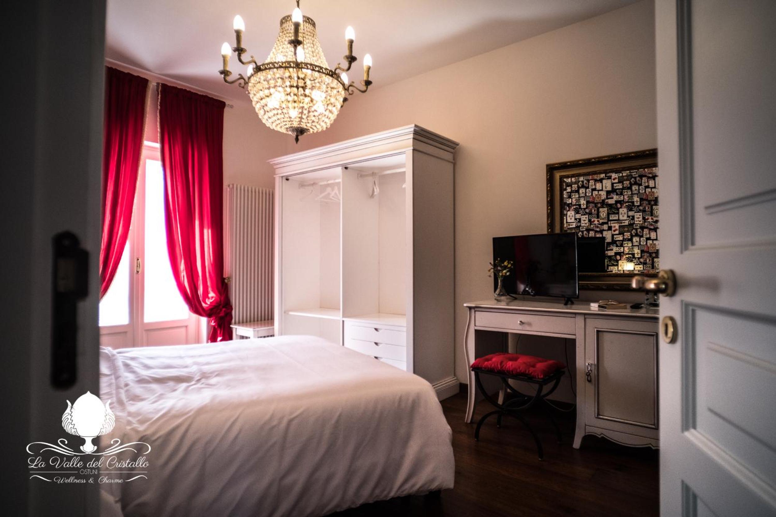 Deluxe Family Suite - Photo 3