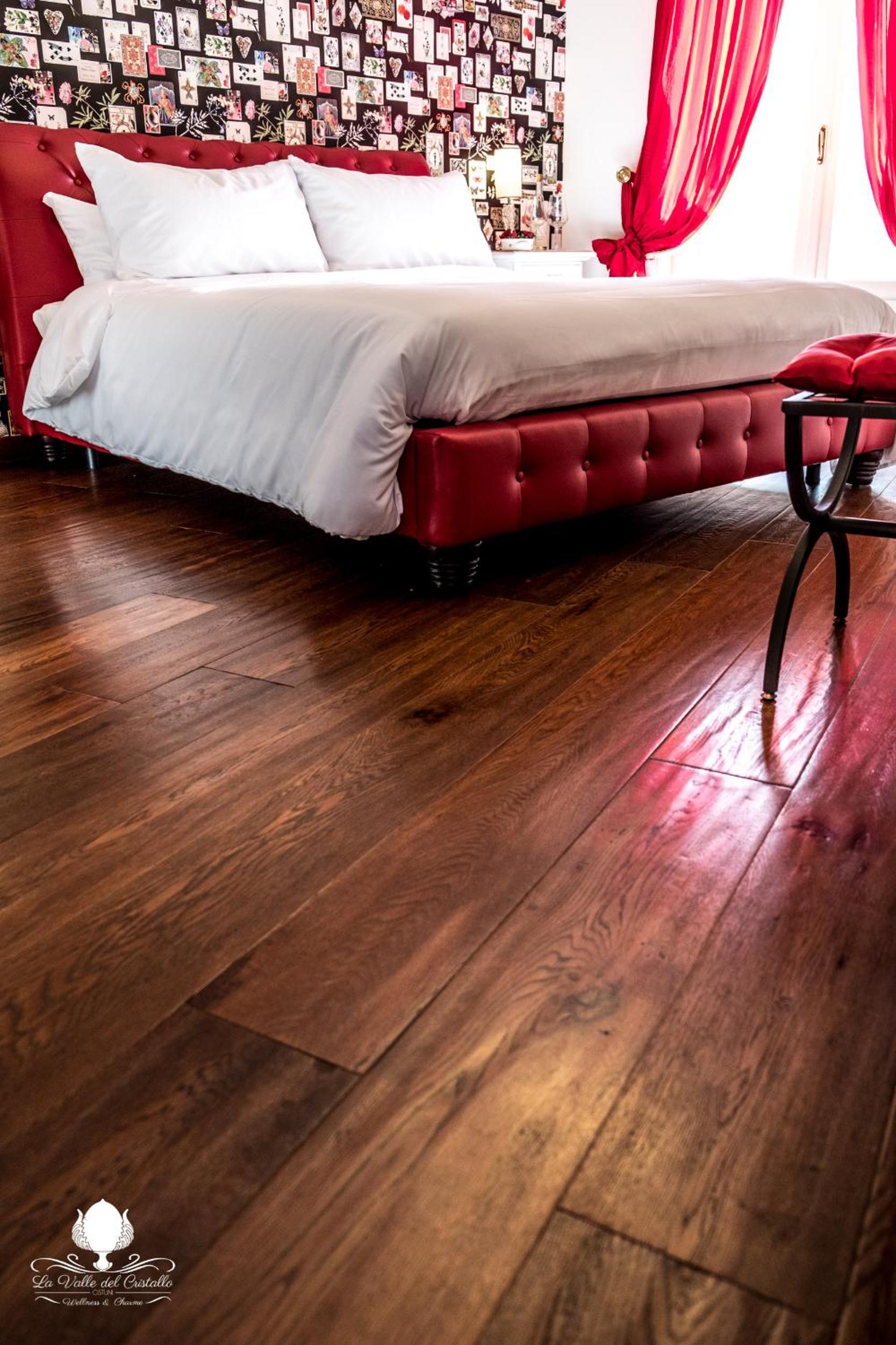 Deluxe Family Suite - Photo 12