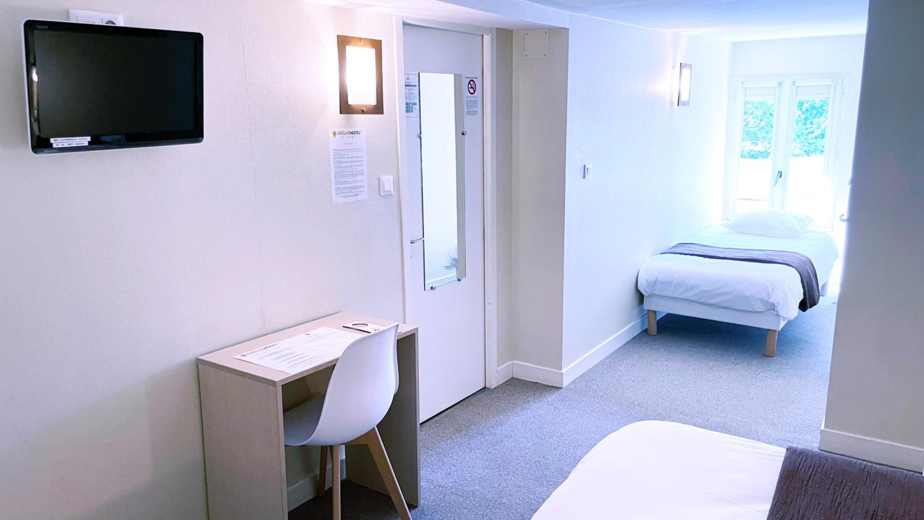 Classic Triple Room - Photo 4