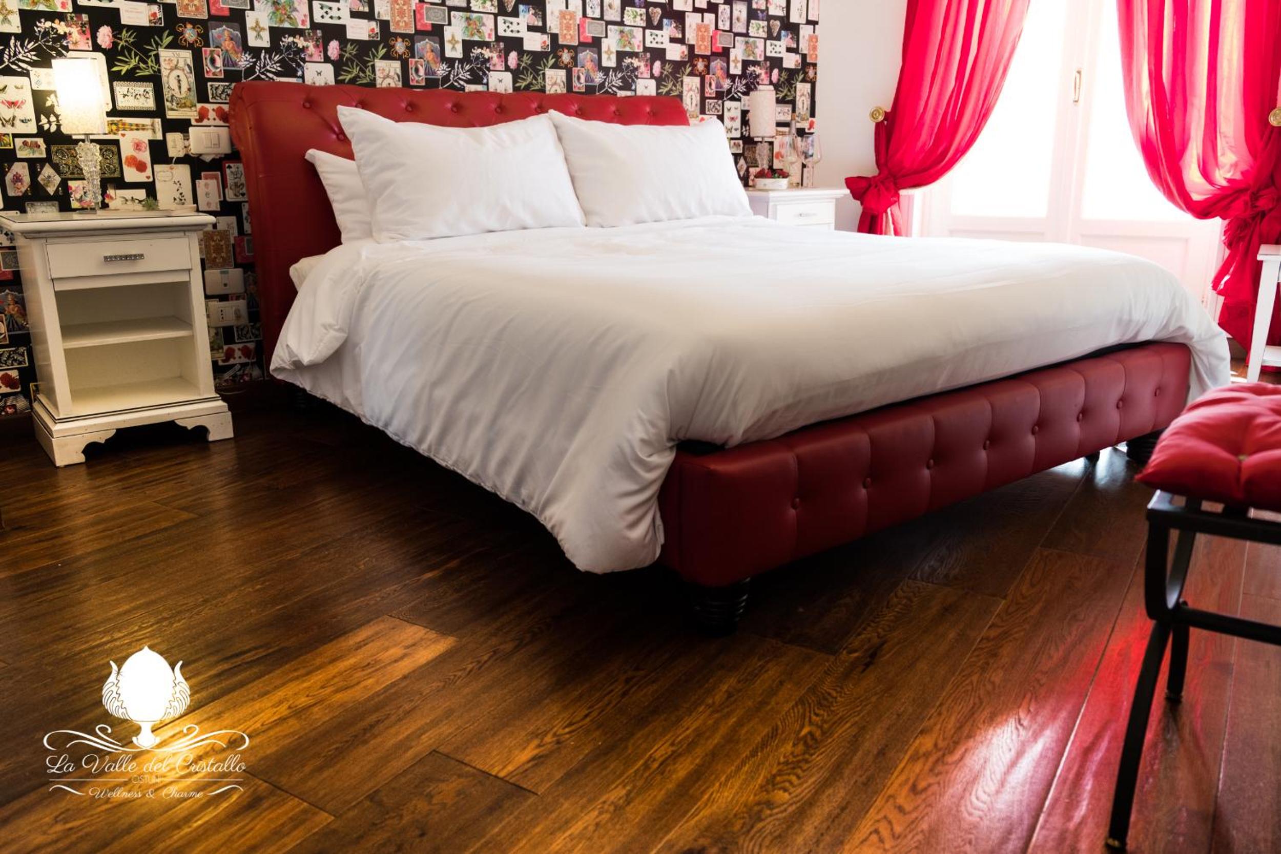 Deluxe Family Suite - Photo 11