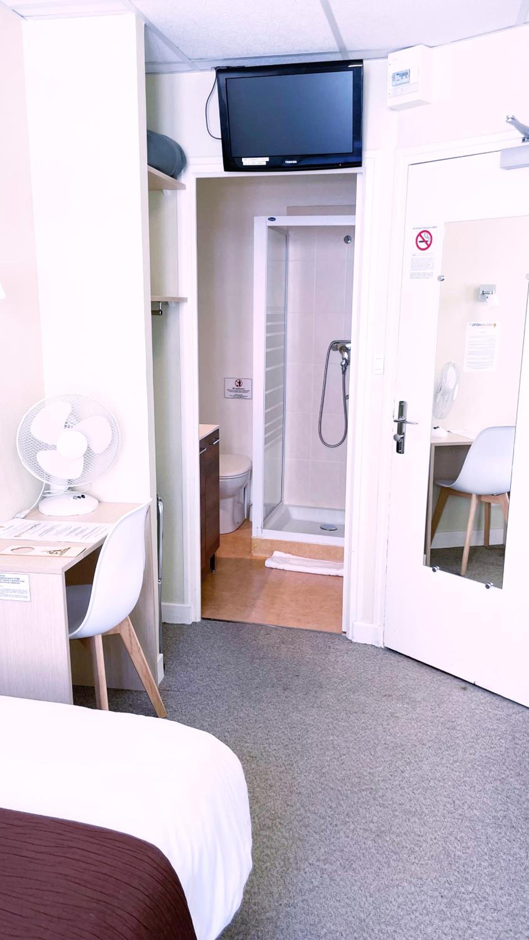 Single Room photo 3