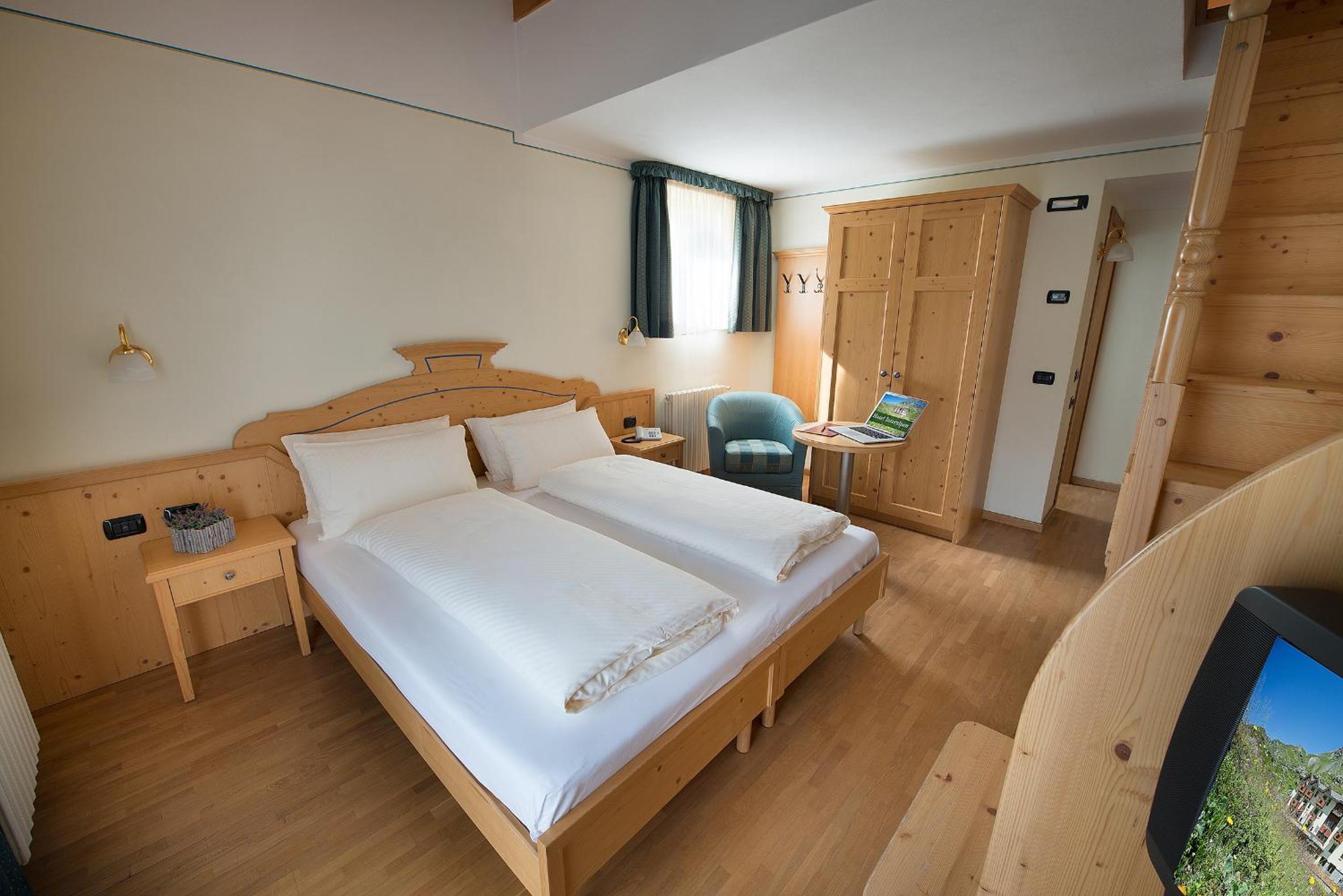 Standard Quadruple Room - Photo 3