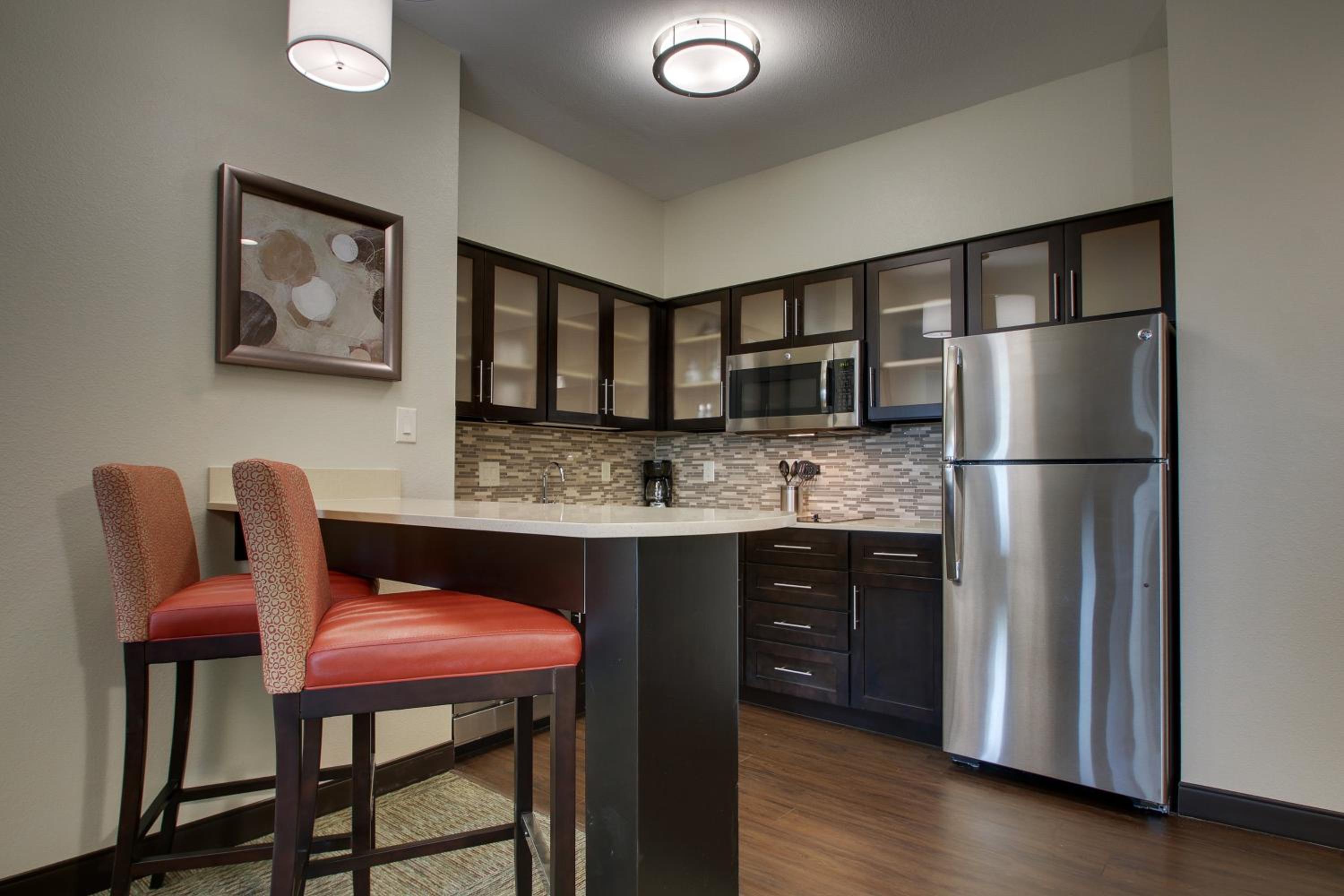 Queen Suite - Hearing Accessible photo 2