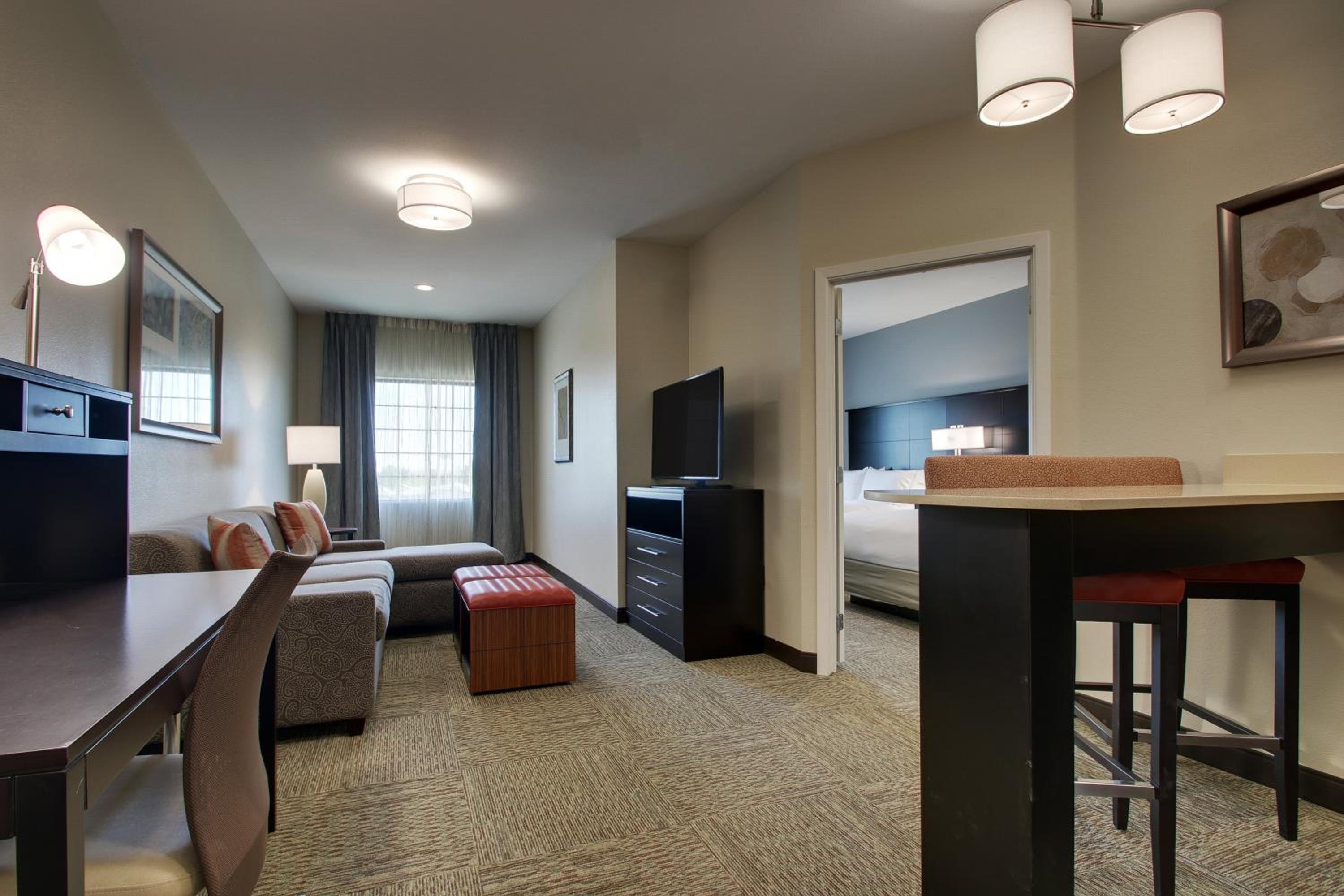 Queen Suite - Hearing Accessible photo 1