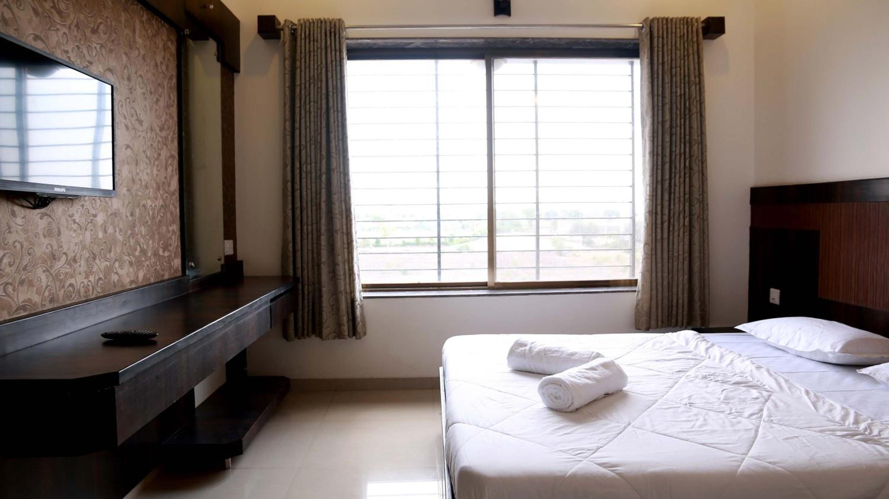 Standard Double Room with Fan photo 3