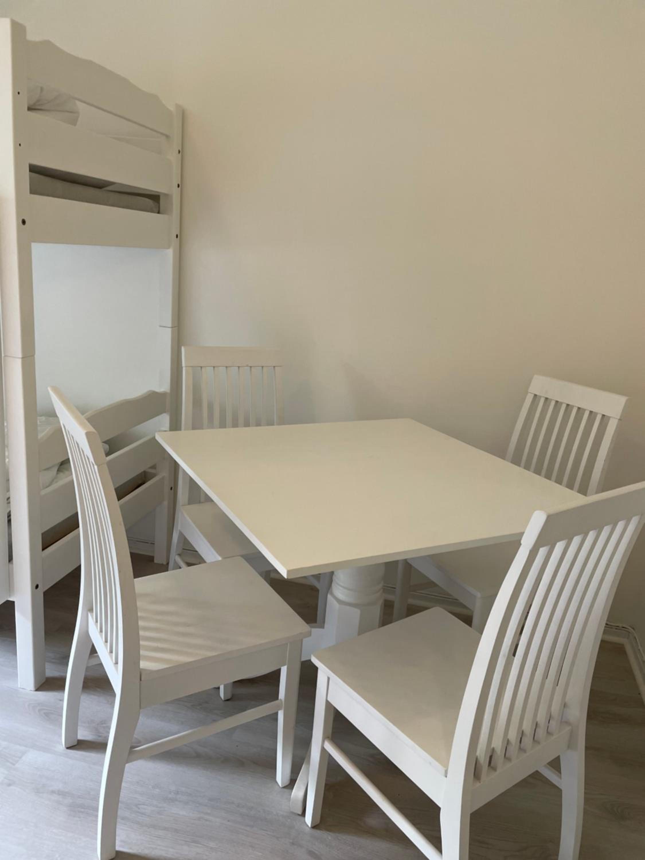 Standard Quadruple Room - Photo 8