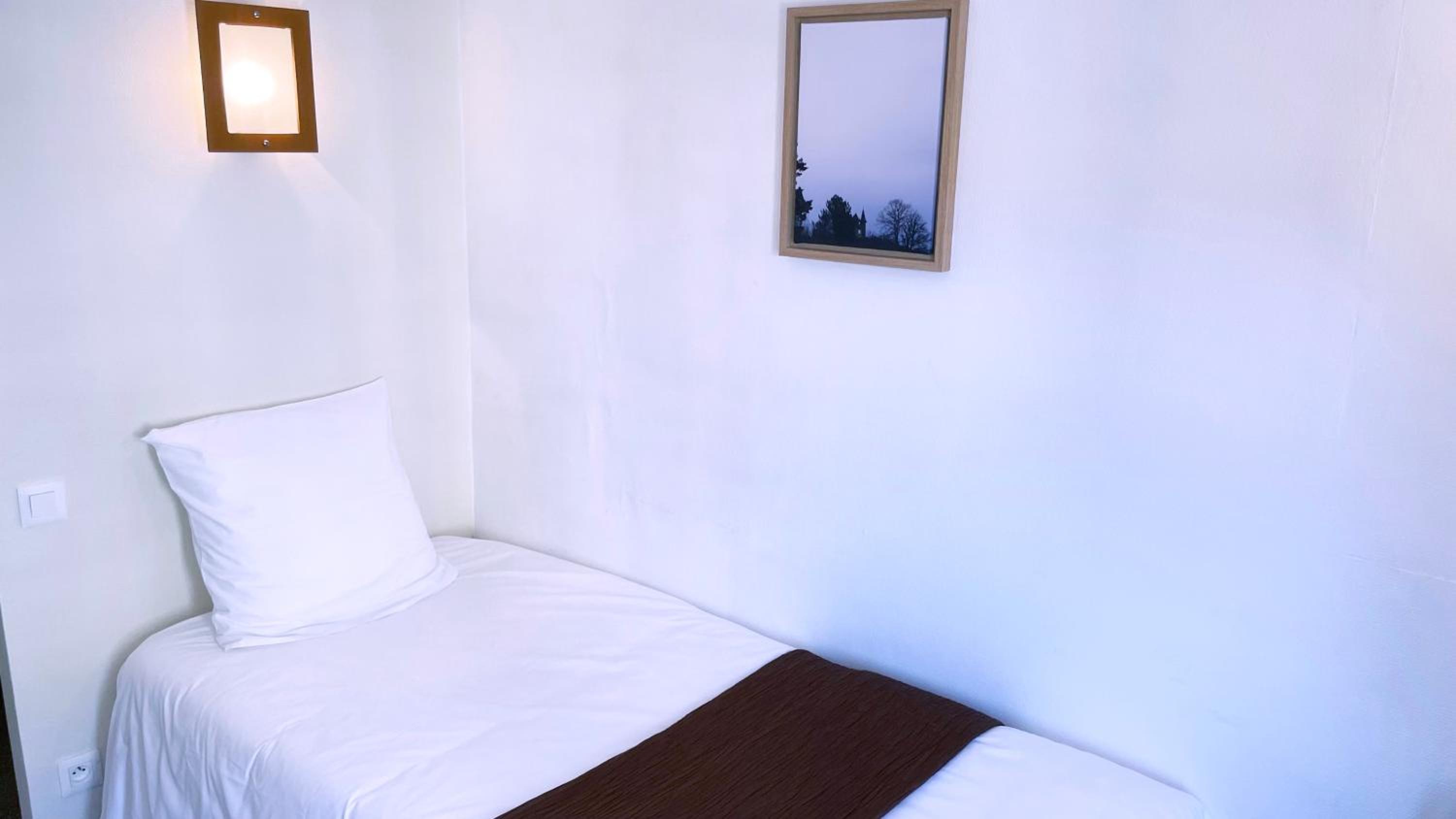 Triple Room - Photo 6