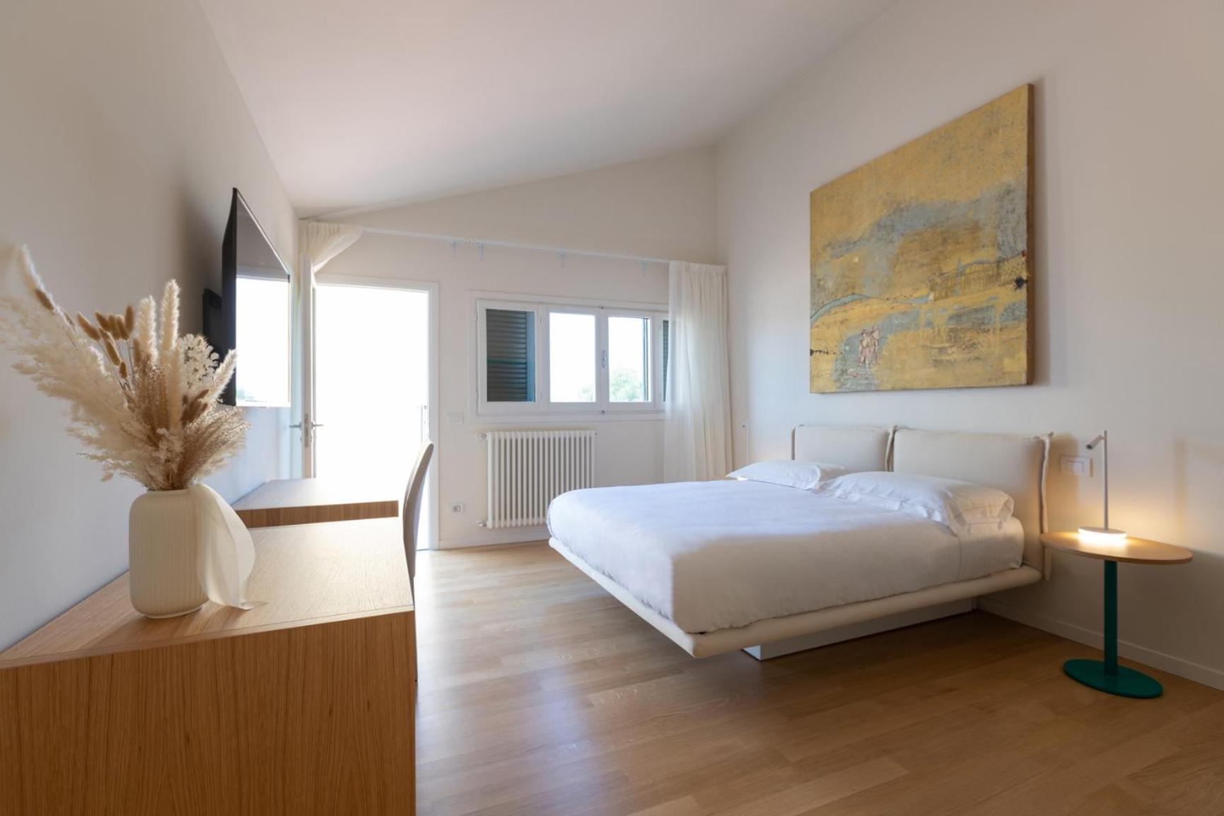 Apartment with Terrace photo 1