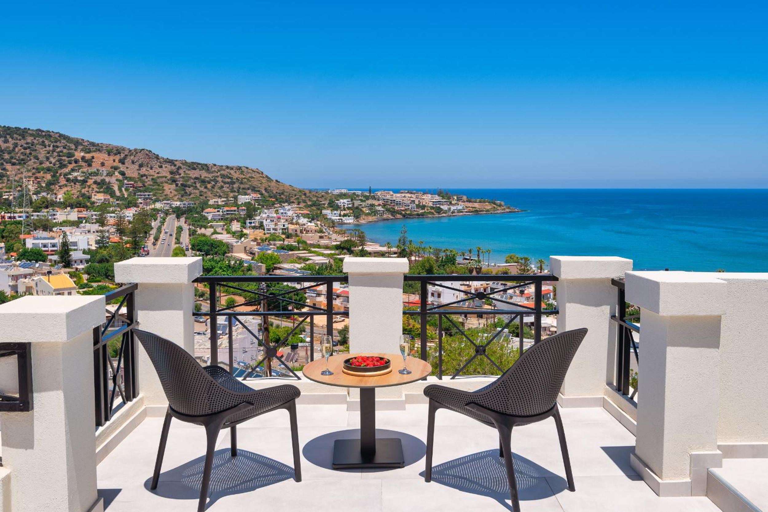Deluxe Double or Twin Room with Sea View