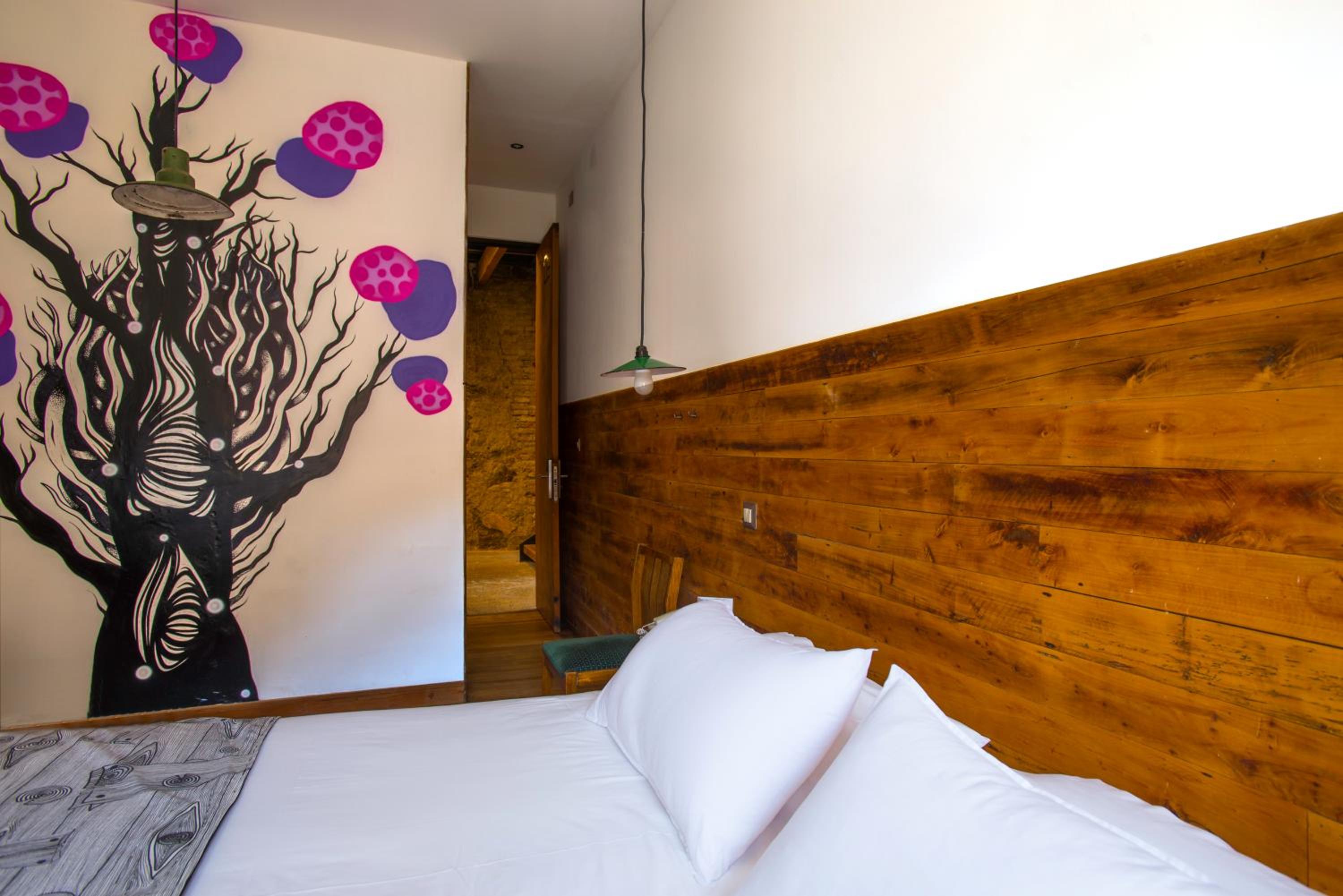 Standard Double or Twin Room - Photo 4