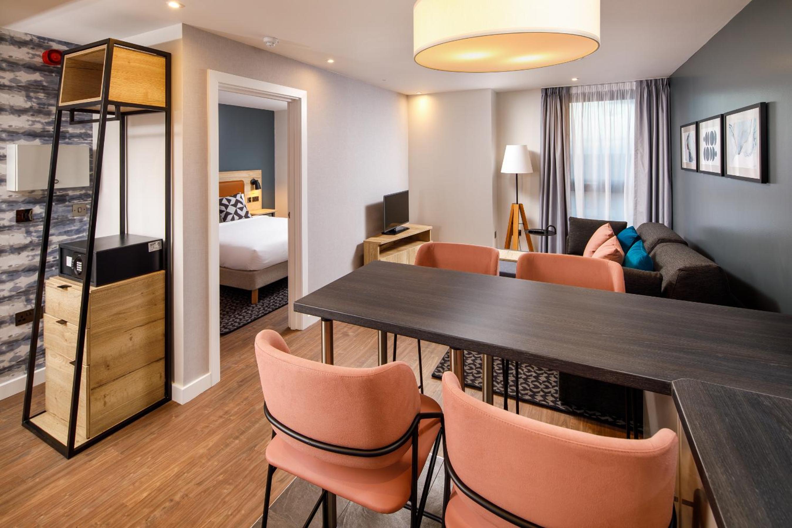 One-Bedroom Apartment - Photo 15