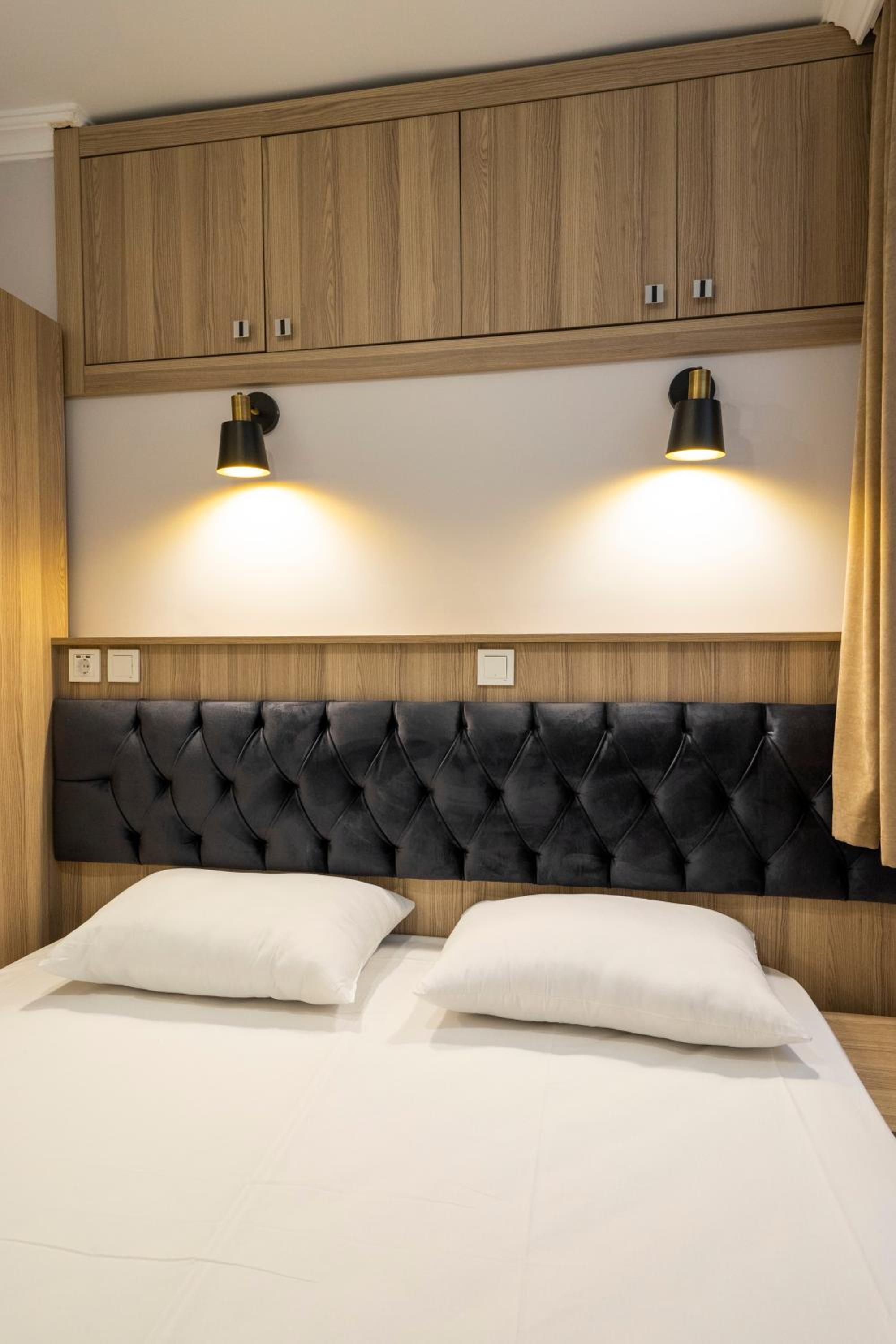 Single Room with Balcony photo 3