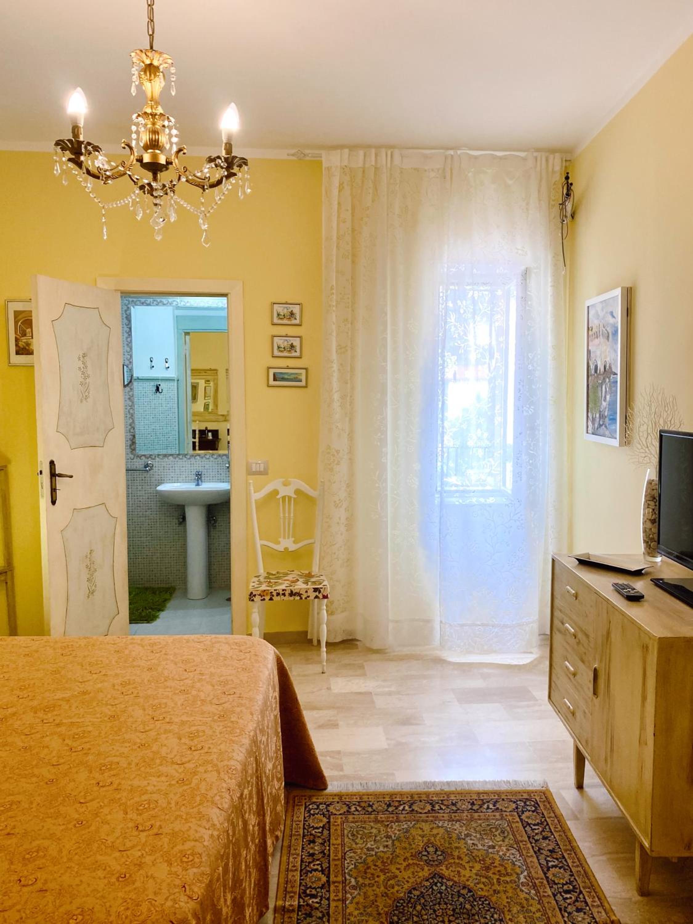 Deluxe Double Room photo 3