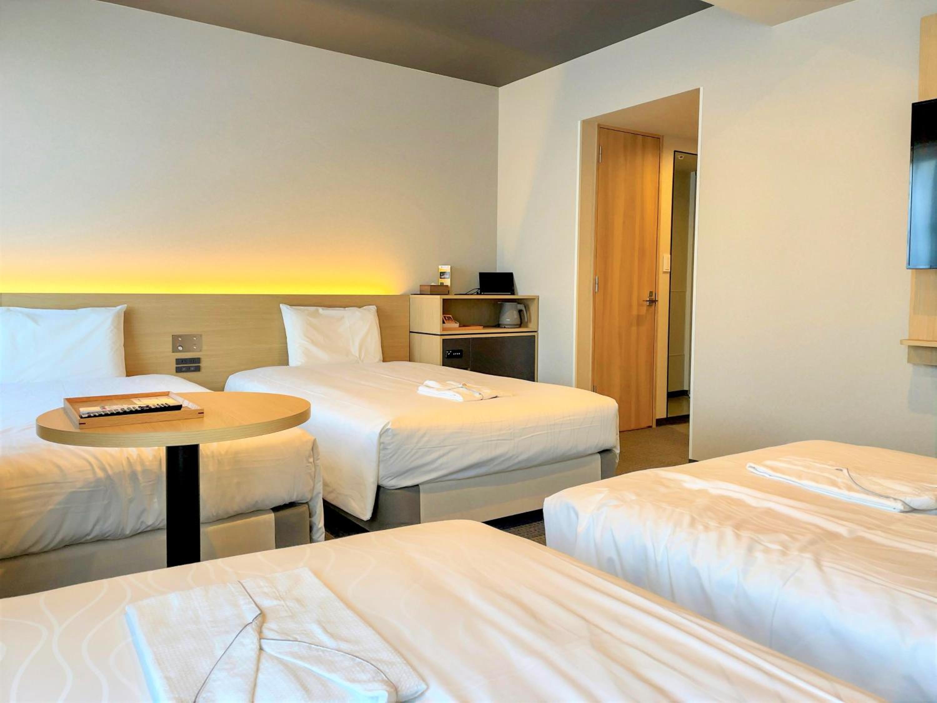 Quadruple Room - Photo 4