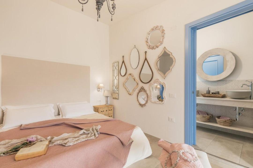 King Room with Balcony photo 2