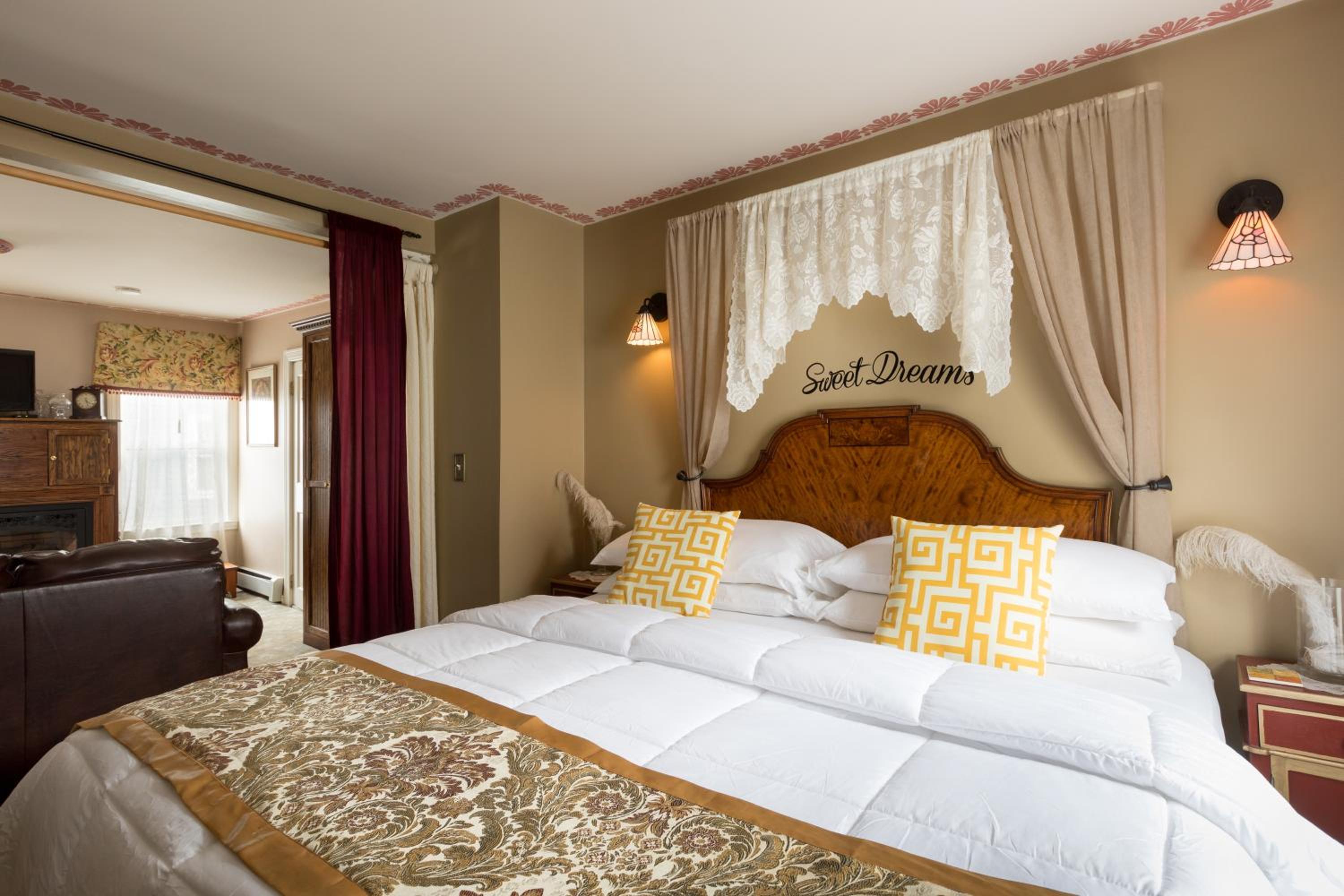 Superior King Room photo 1