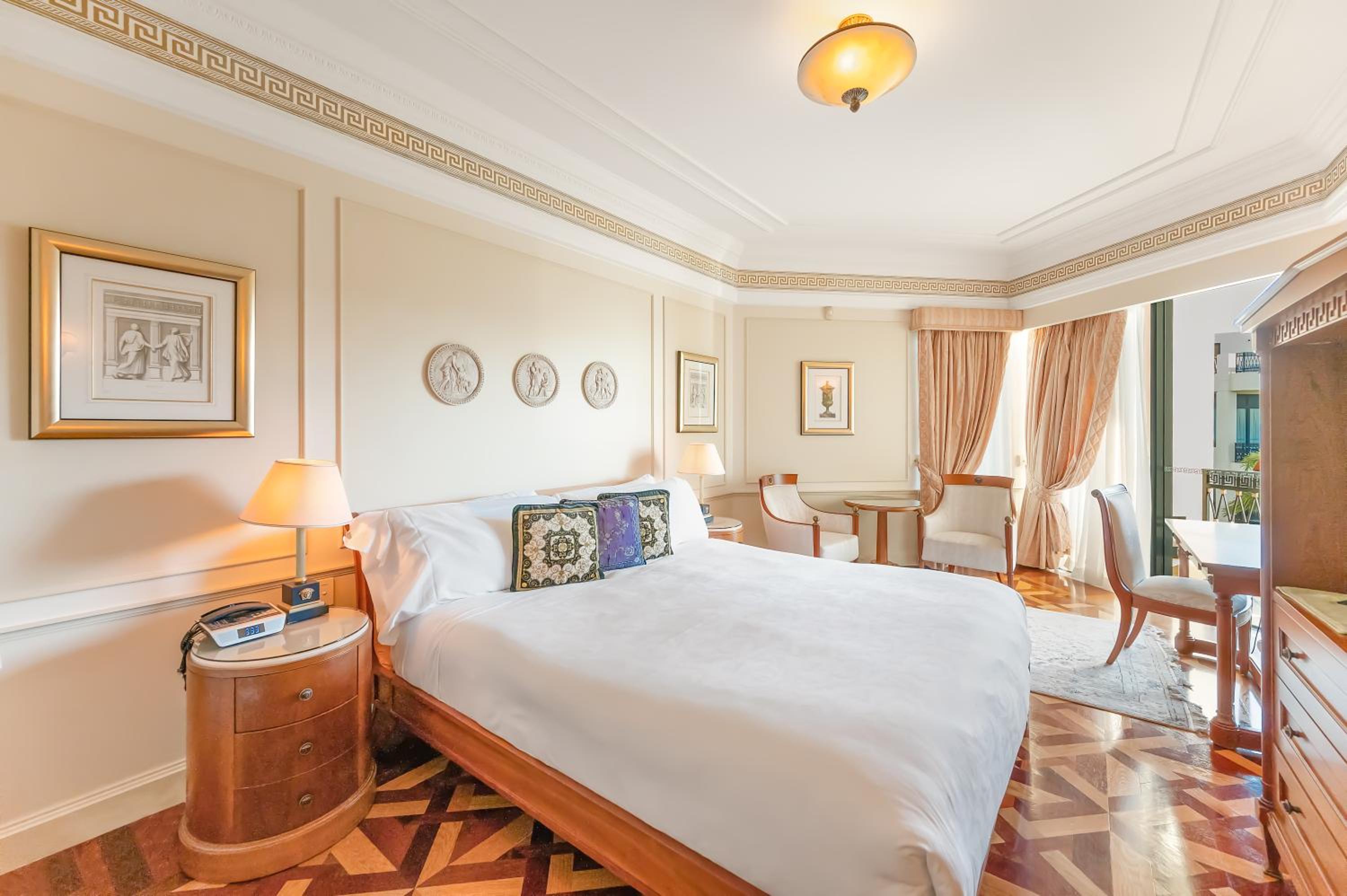 Three Bedroom Condominium - Mid Level