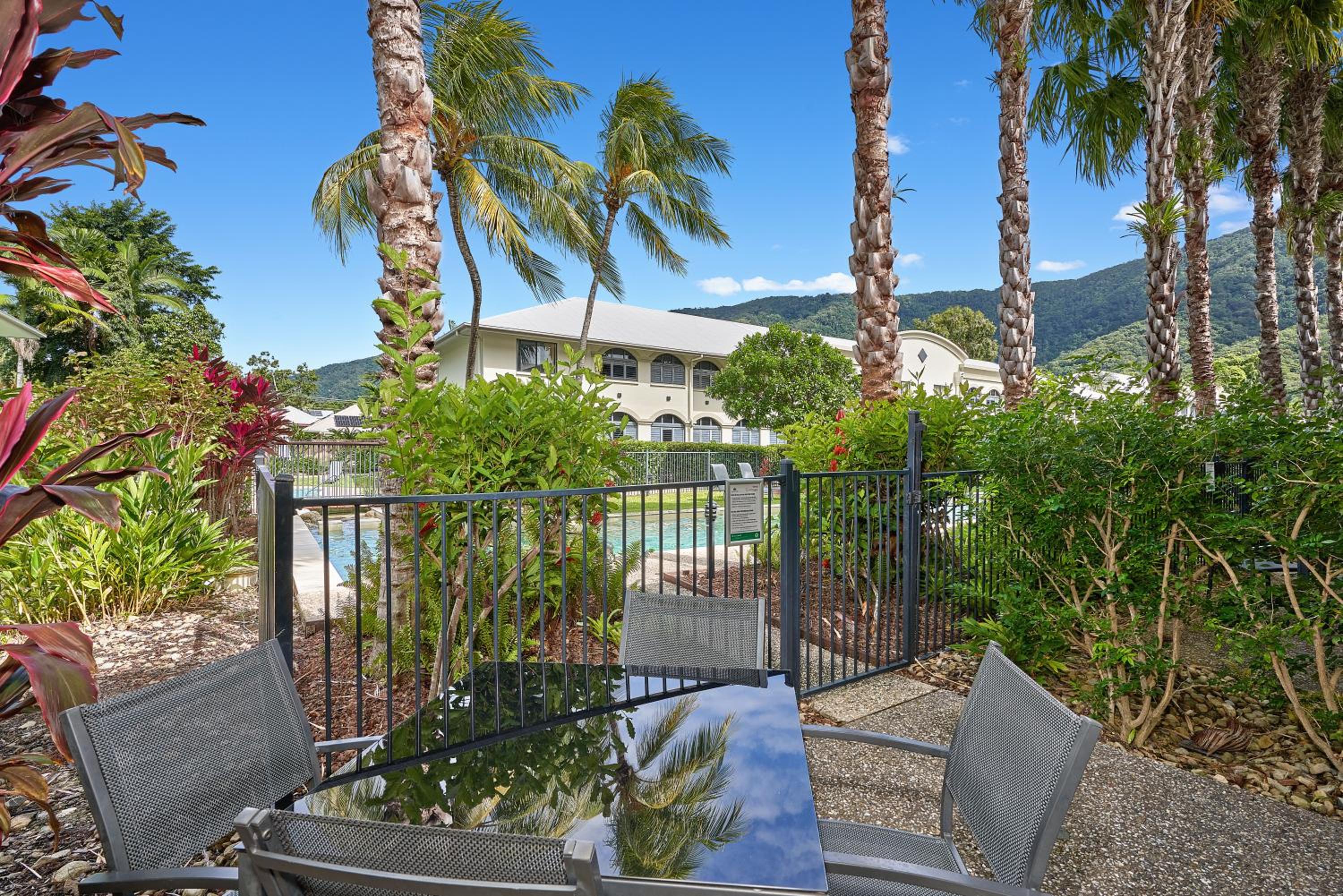 One Bedroom Pool Access Apartment #26A photo 2