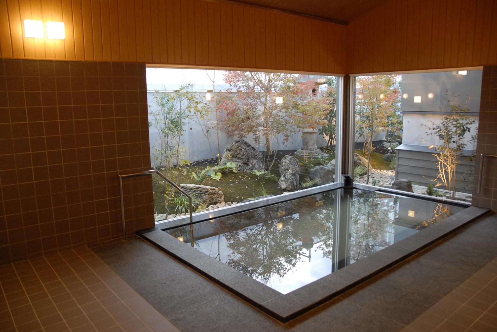 Standard Twin Room with Shared Bathroom photo 2