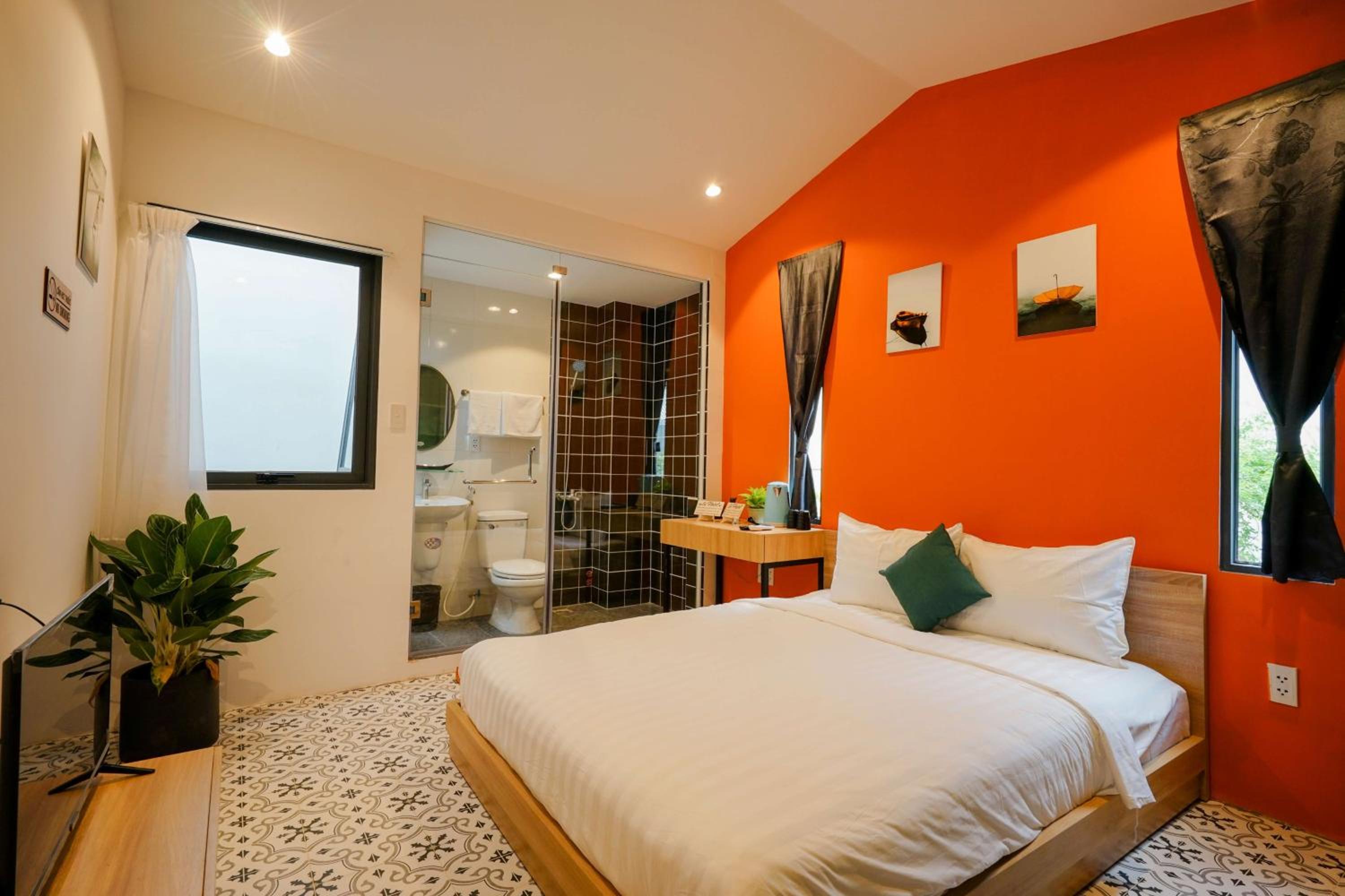 Deluxe Suite With Sunrise View