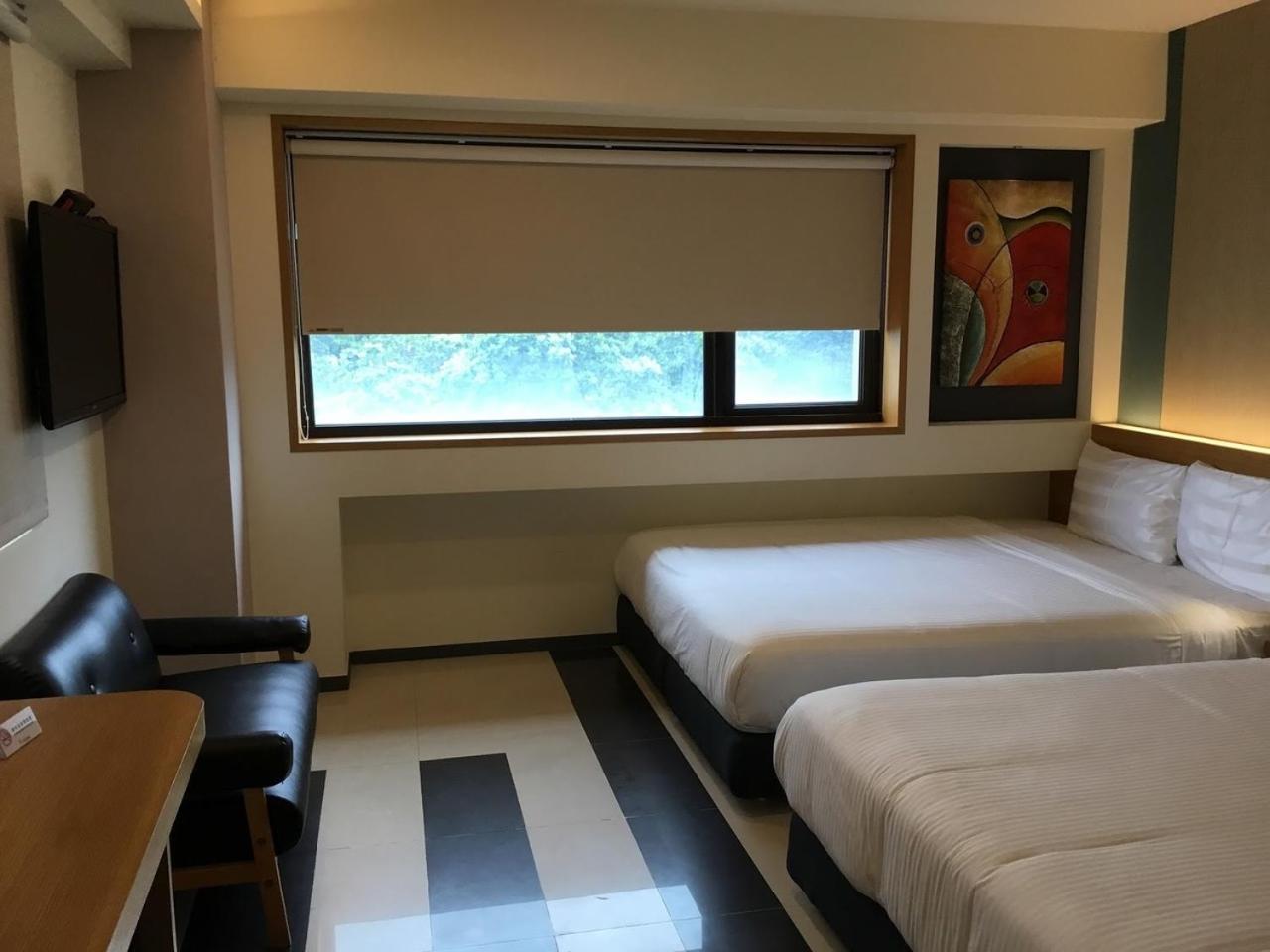 Standard Queen Room with Two Queen Beds