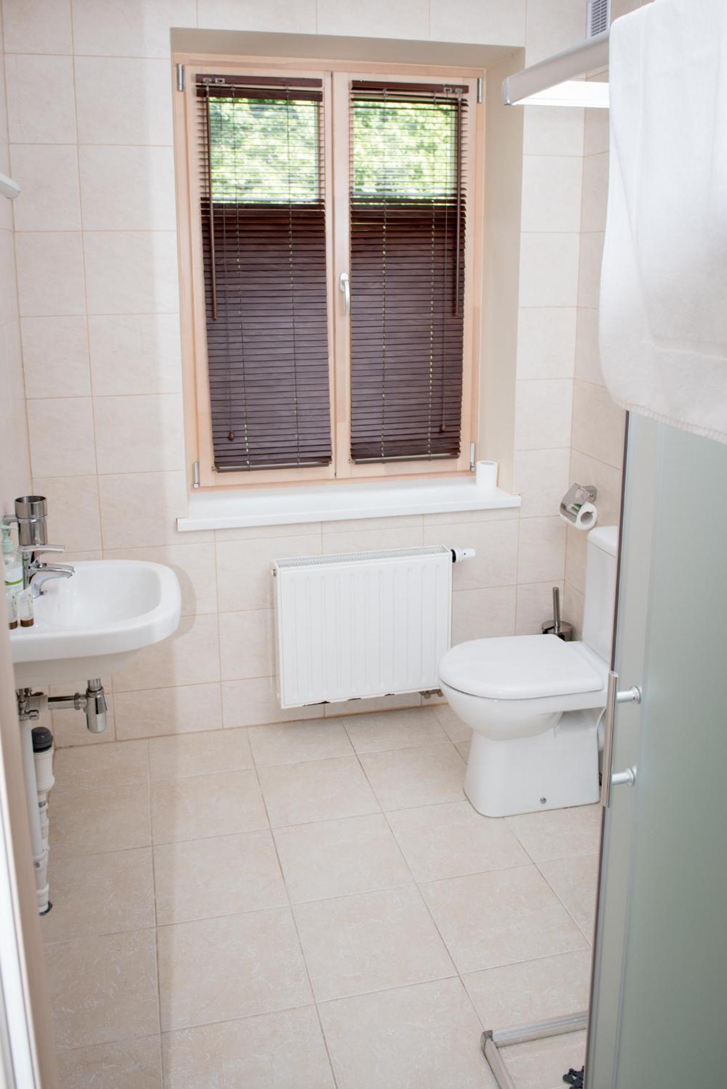 Basic Double Room - Photo 6