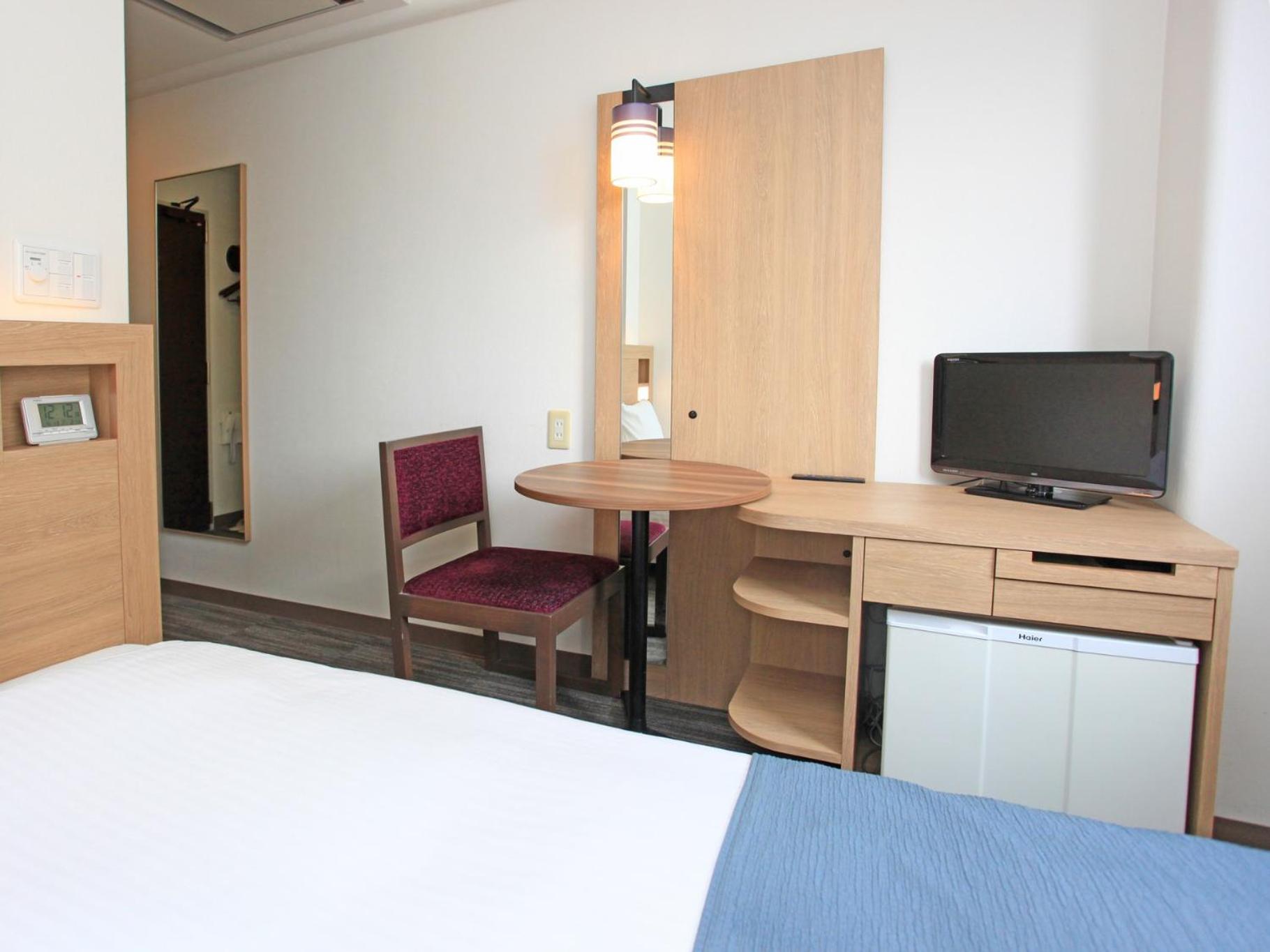 Double Room with Small Double Bed - Photo 6