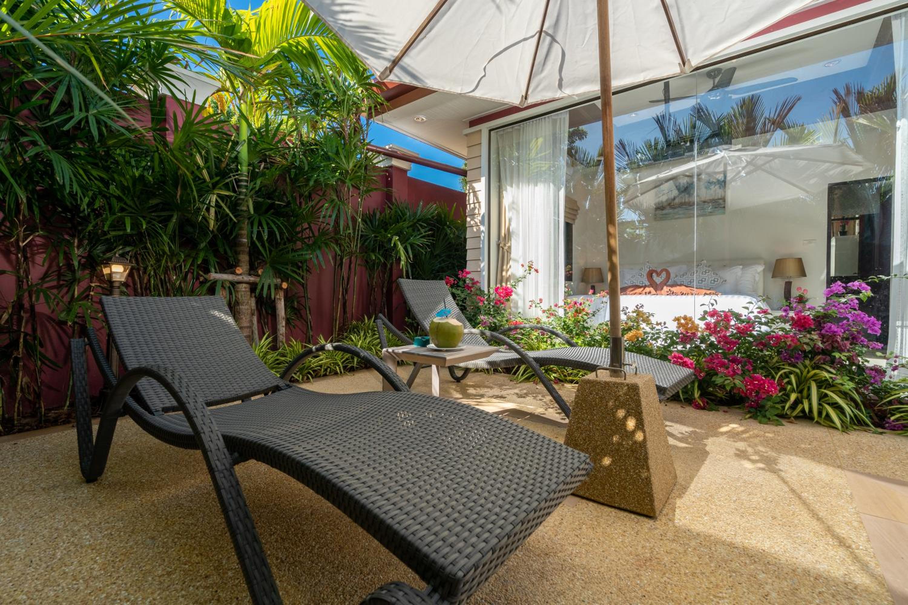 2 Bedroom Presidential Suite Private Pool Villa With Bathtub (Free airport pick up minimum 3 nights, 25% discount on food and beverages) photo 3