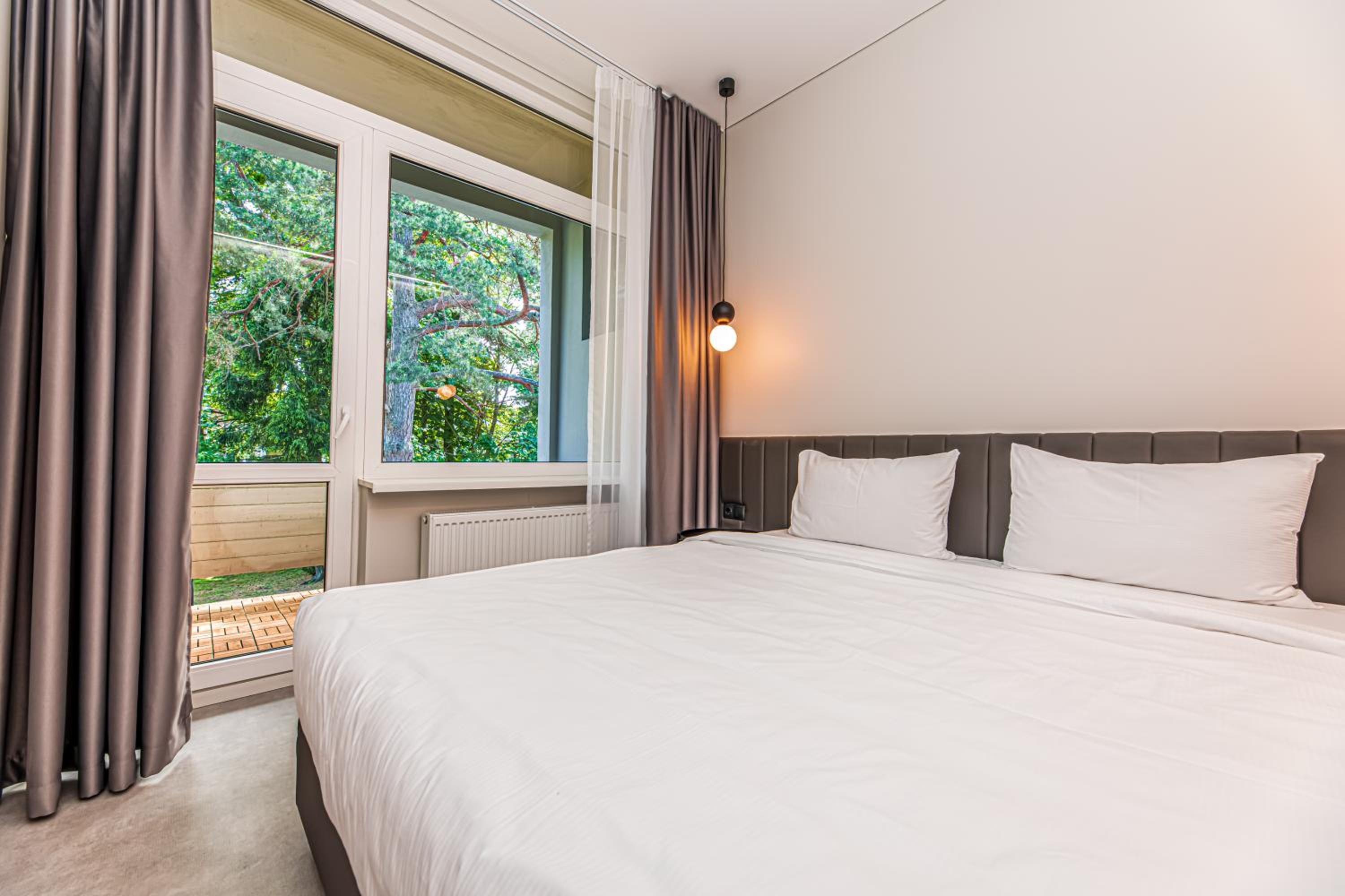 One-Bedroom Apartment - Photo 34