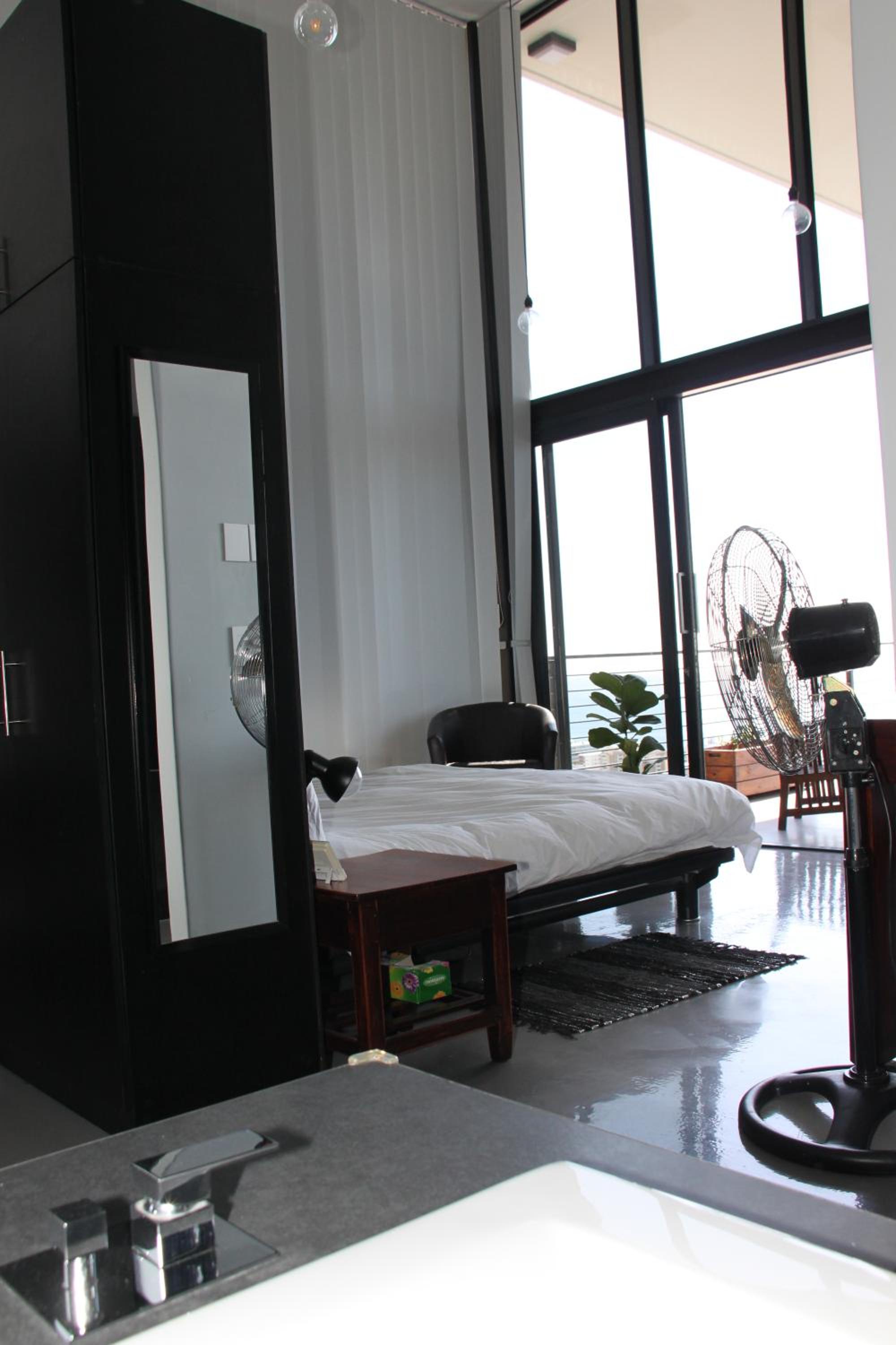 Penthouse Apartment - Photo 1