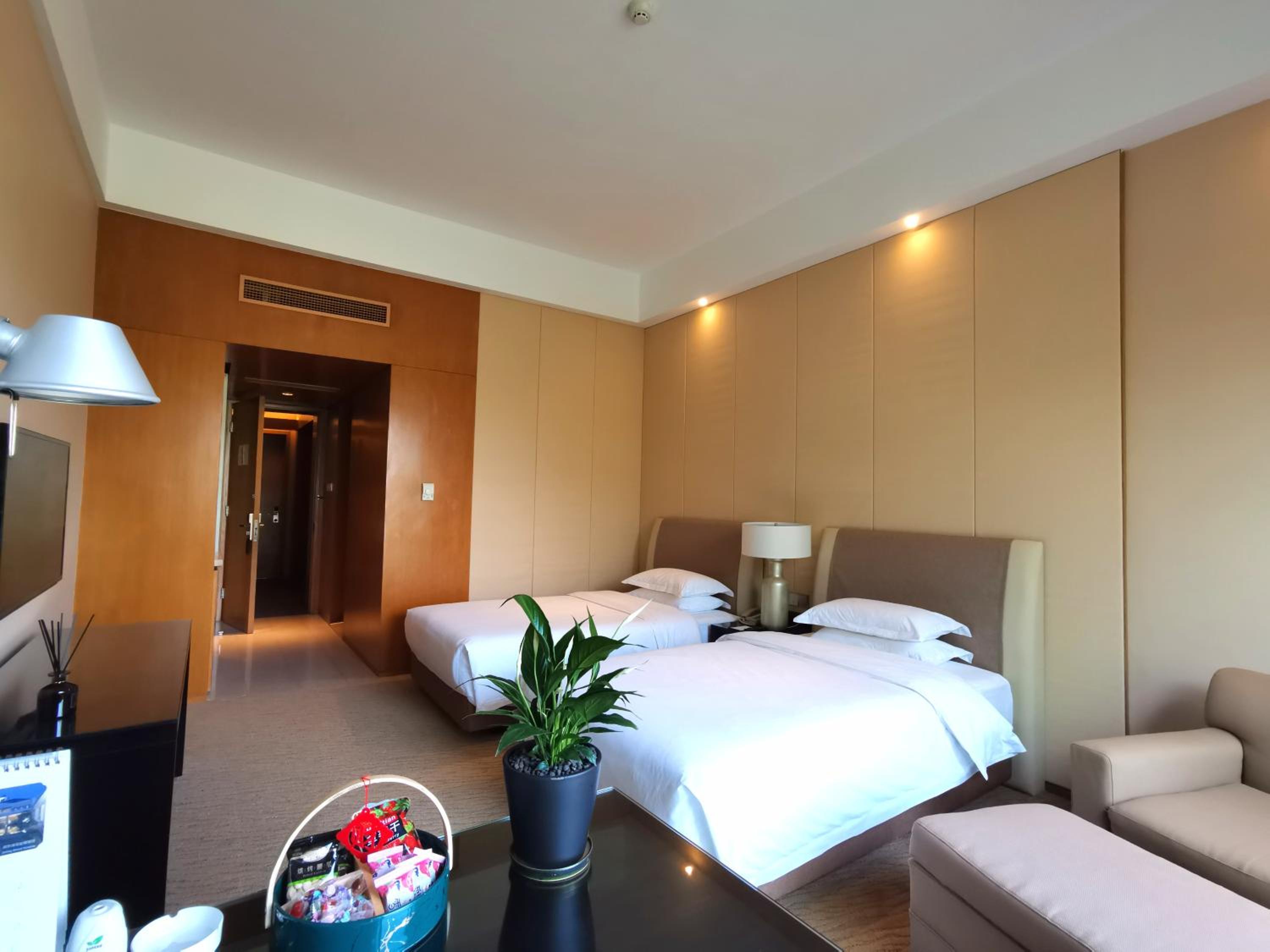 Twin Room with Garden View - Photo 5