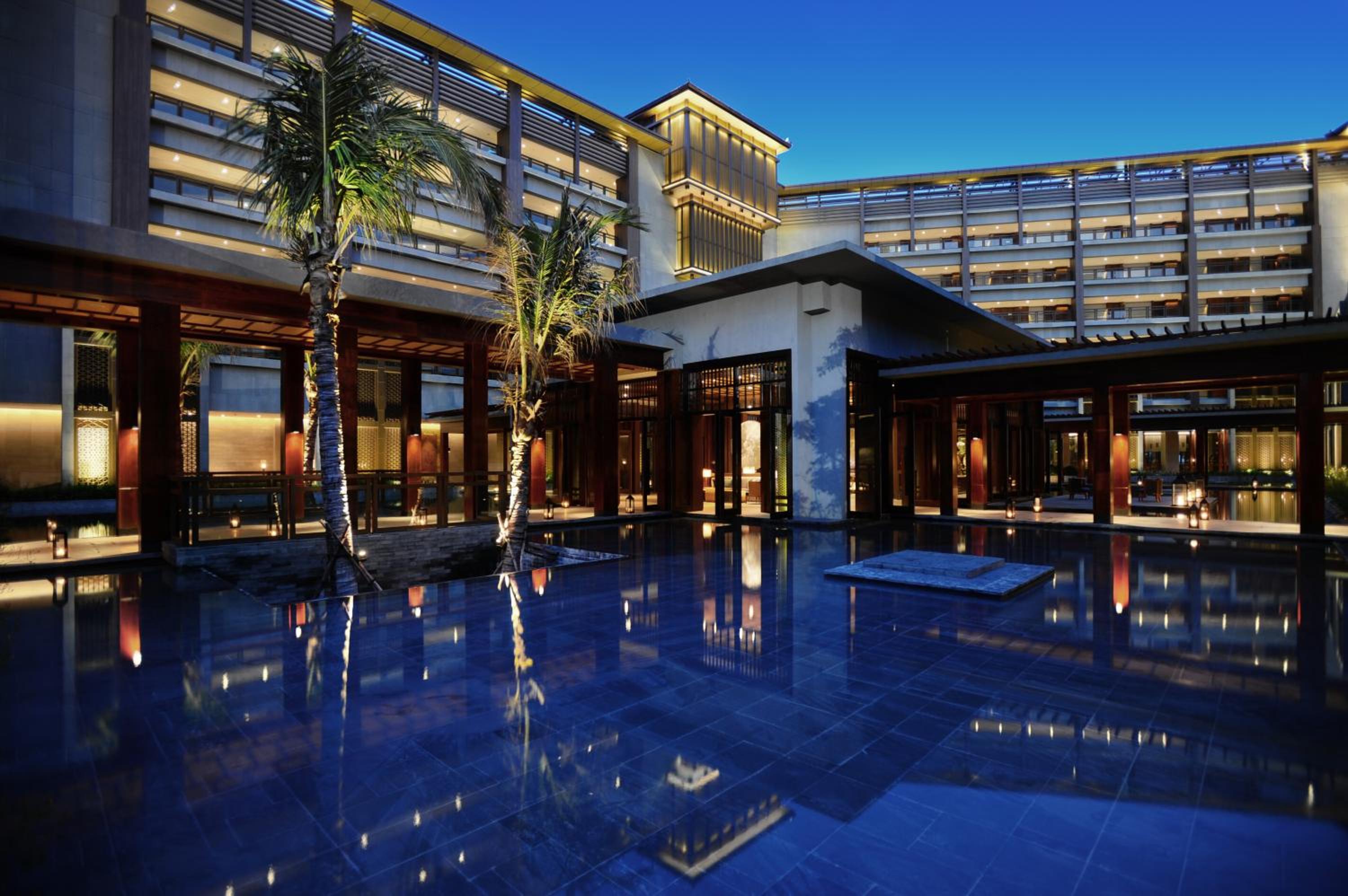 Premier Room(Need to make appointment 1 day in advance:  Complimentary daily 60 minutes message for one person only) photo 3