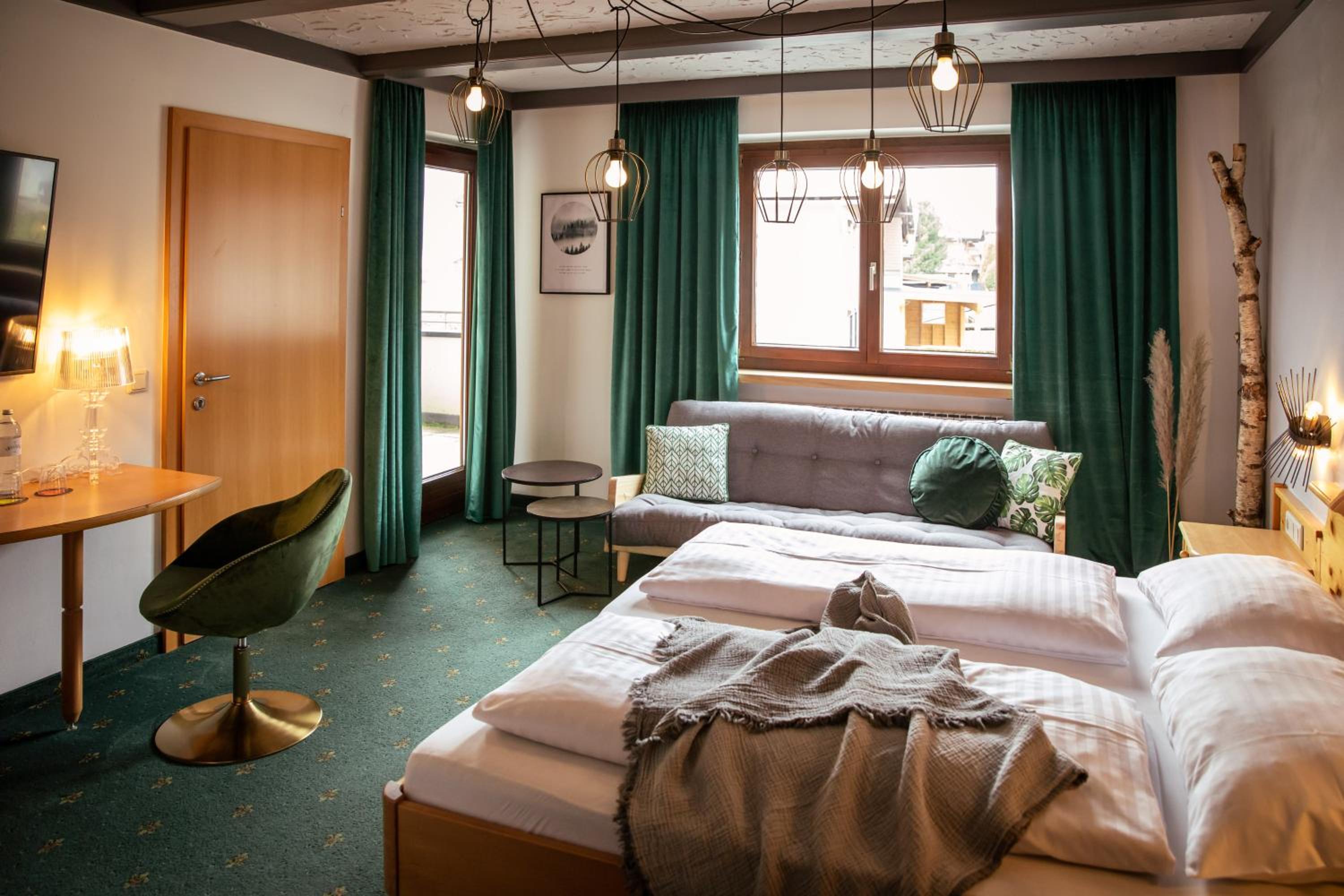 Triple Room with Mountain View photo 3