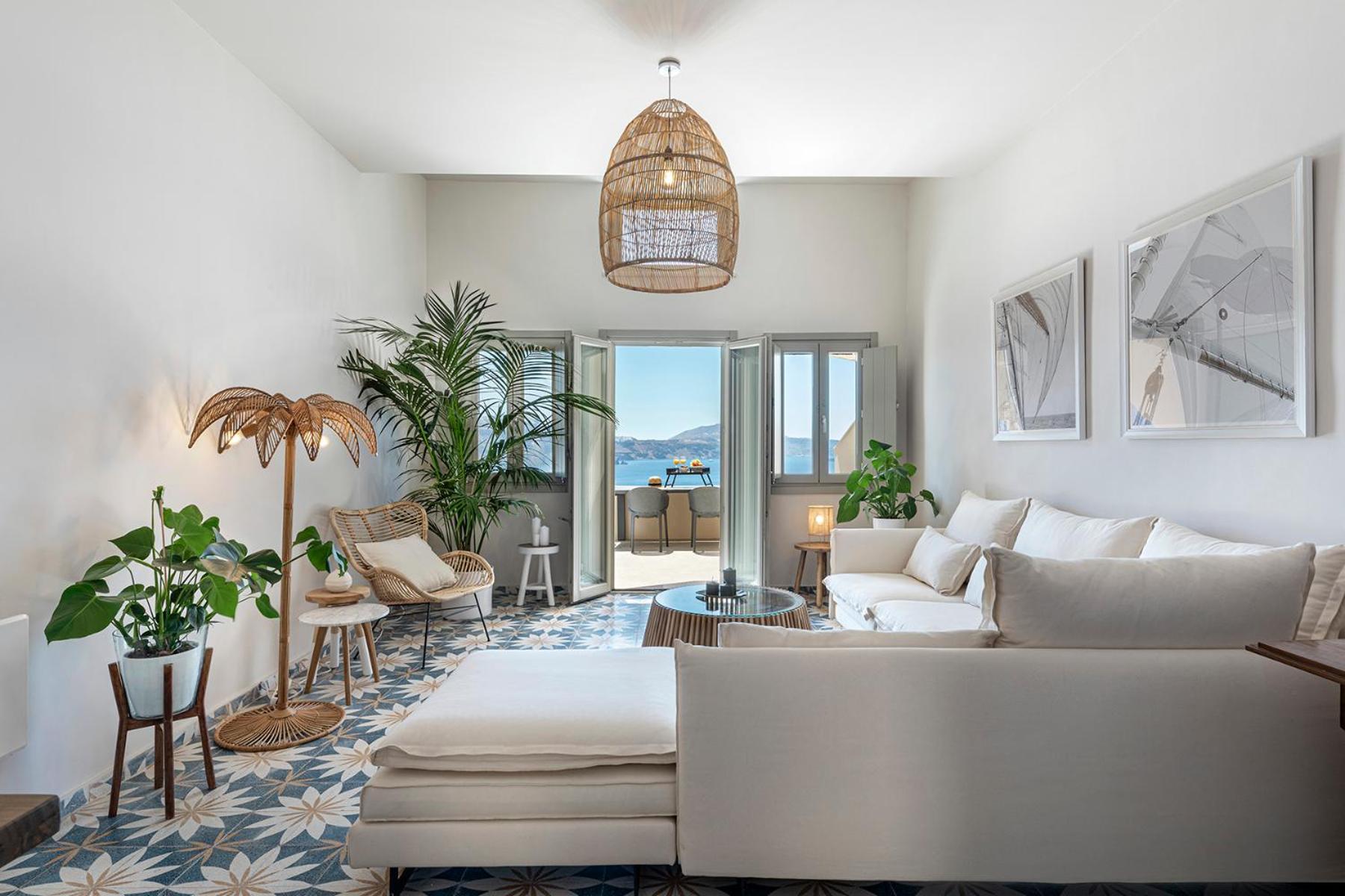 Three-Bedroom Villa with Caldera View (Caldera View)