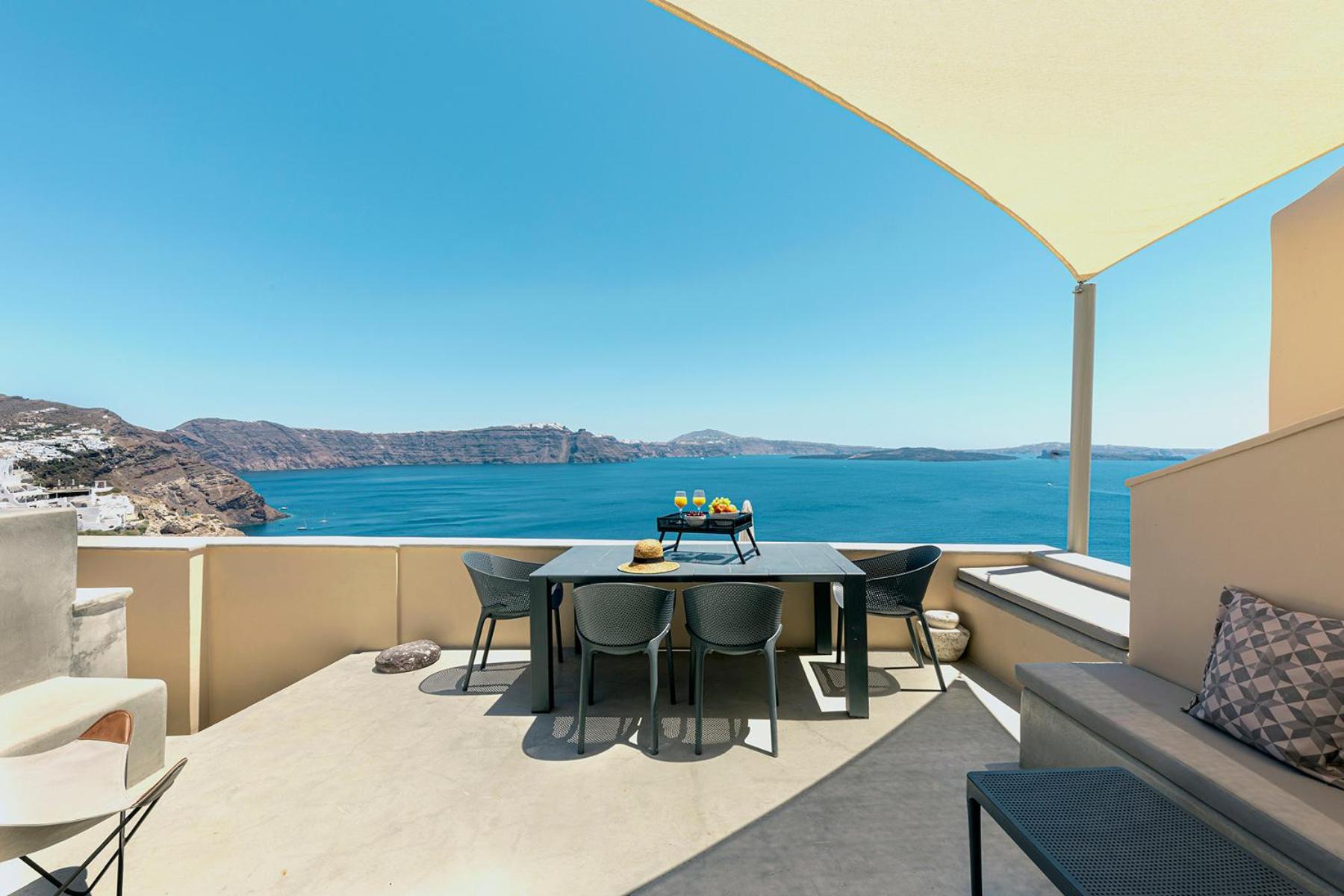 Three-Bedroom Villa with Caldera View (Caldera View) photo 2
