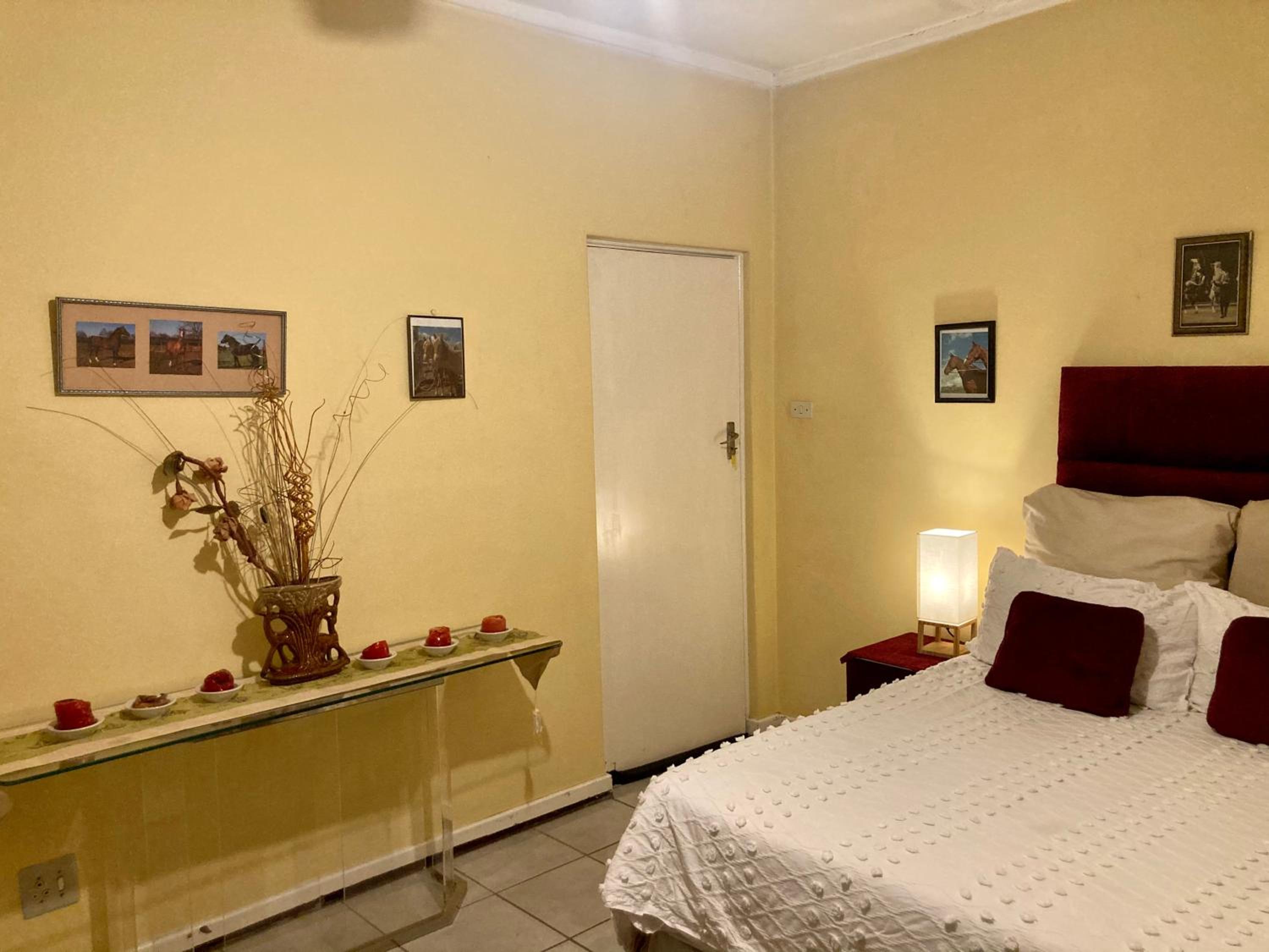 Double Room With Private Bathroom photo 1
