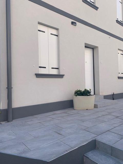 One-Bedroom Apartment - Separate Building photo 1
