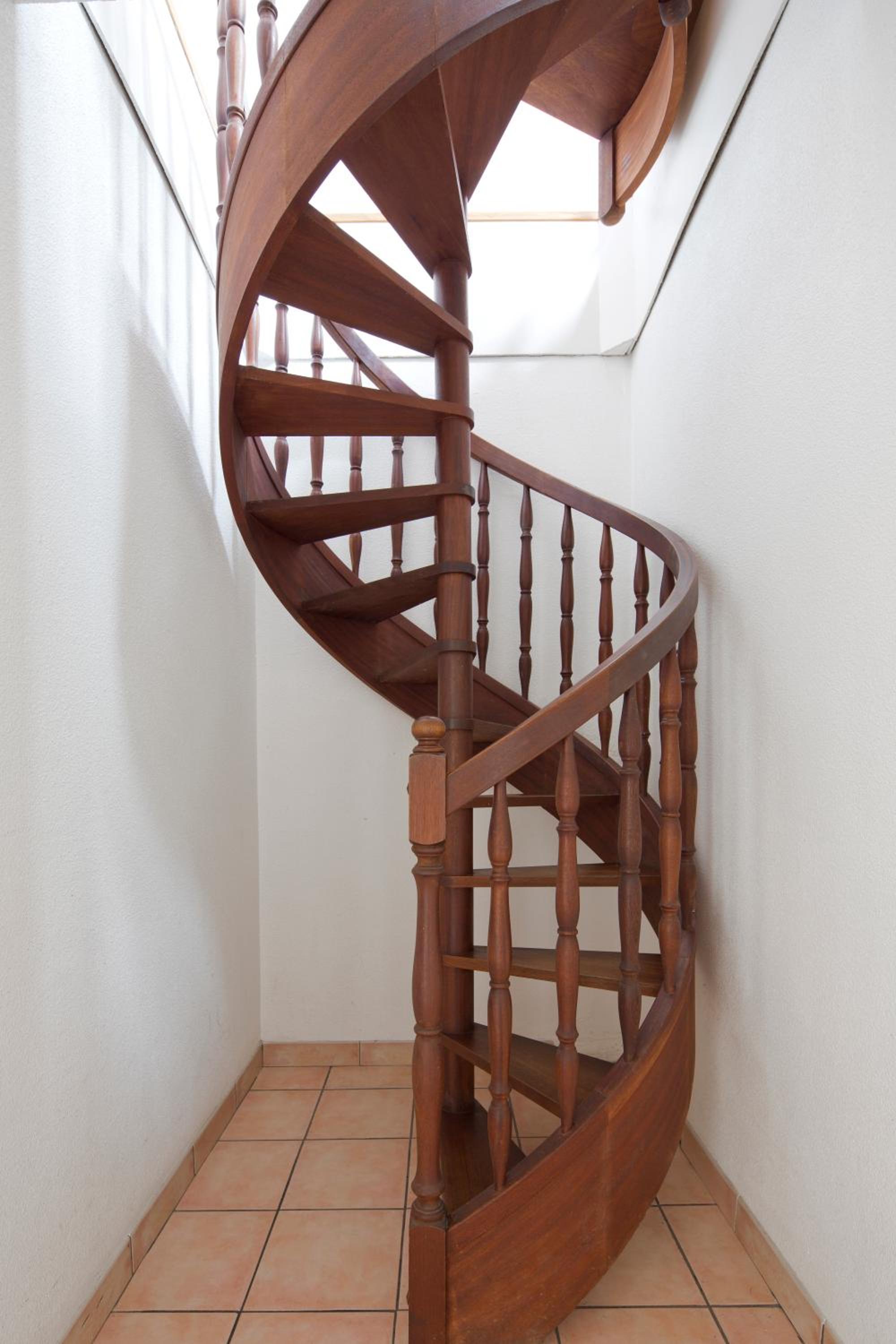 Duplex Apartment with Balcony - Photo 4