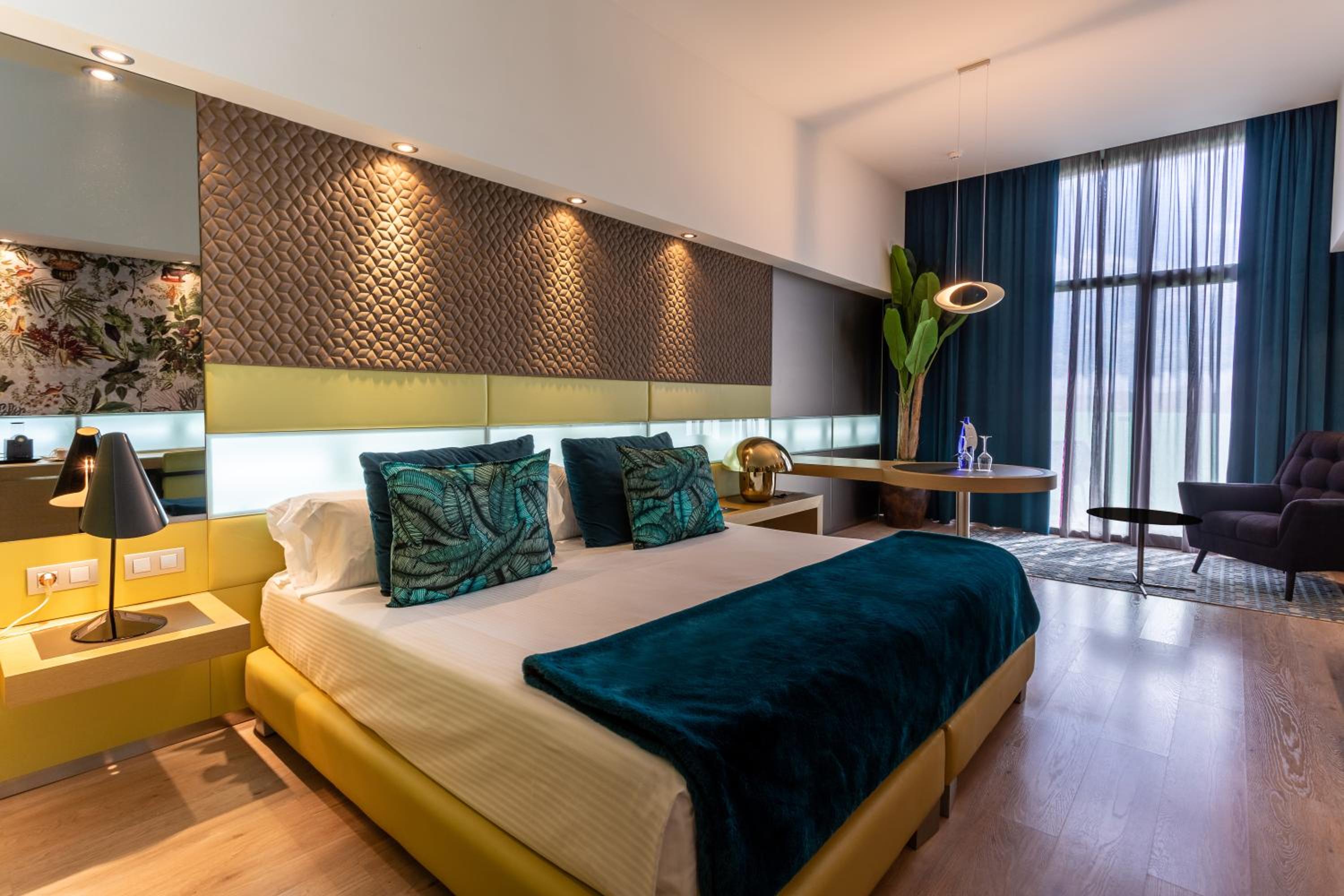 Superior Twin Room with Garden View photo 3