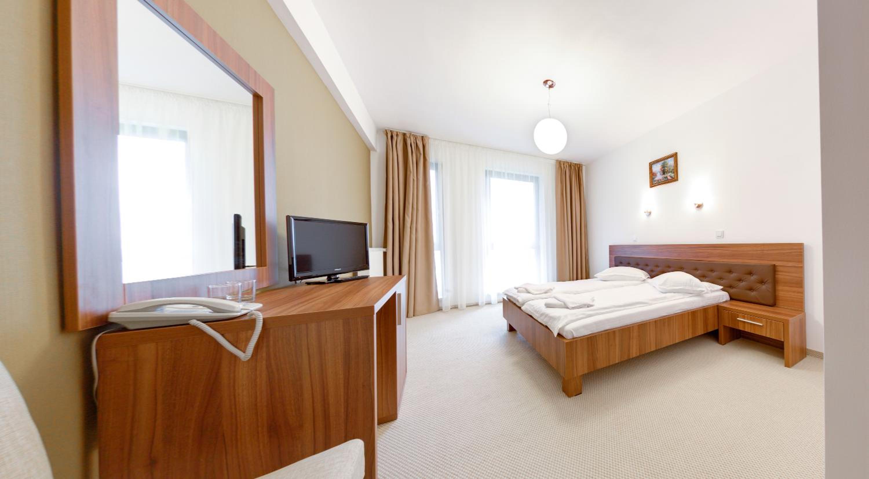Double Room - Photo 1