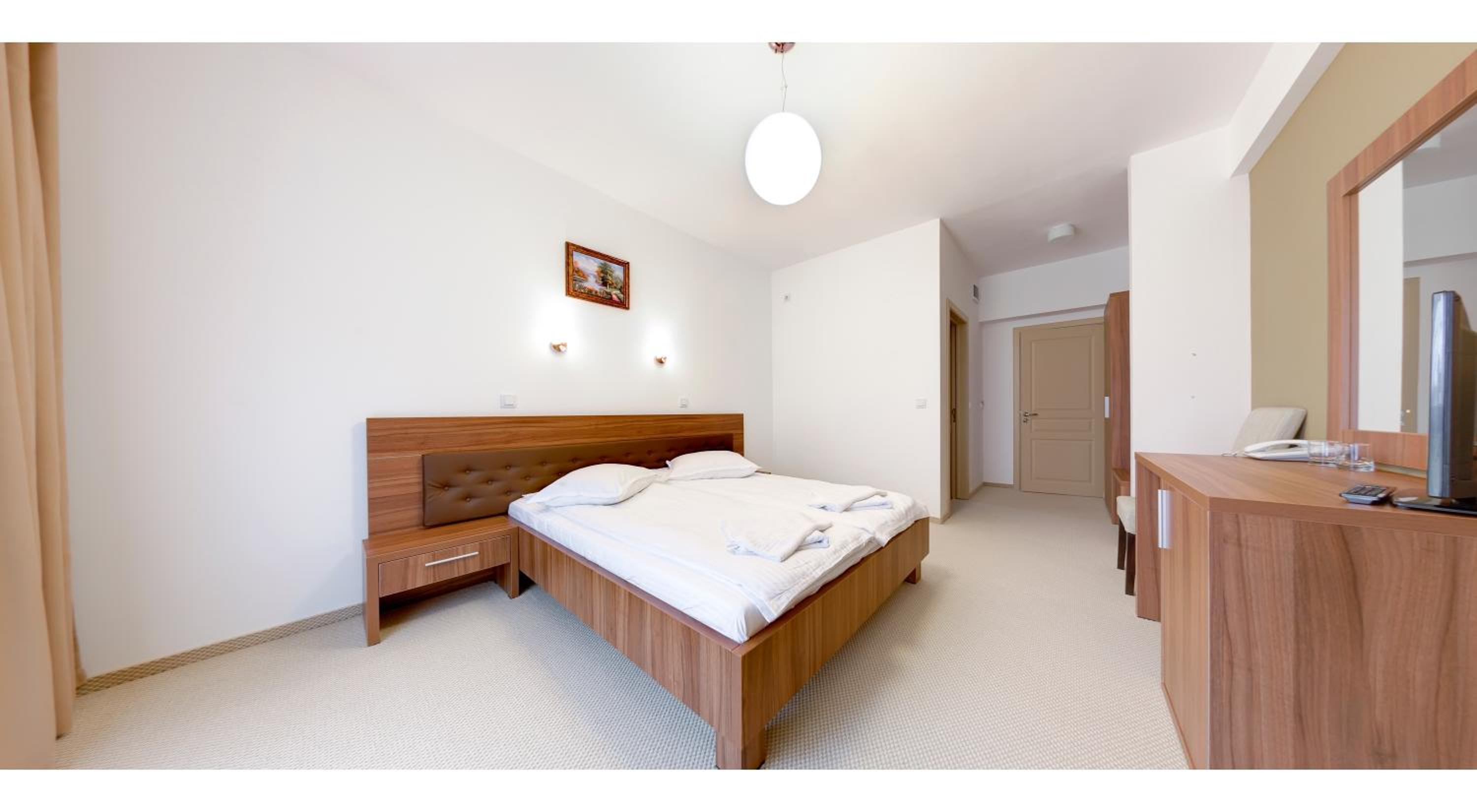 Double Room - Photo 5