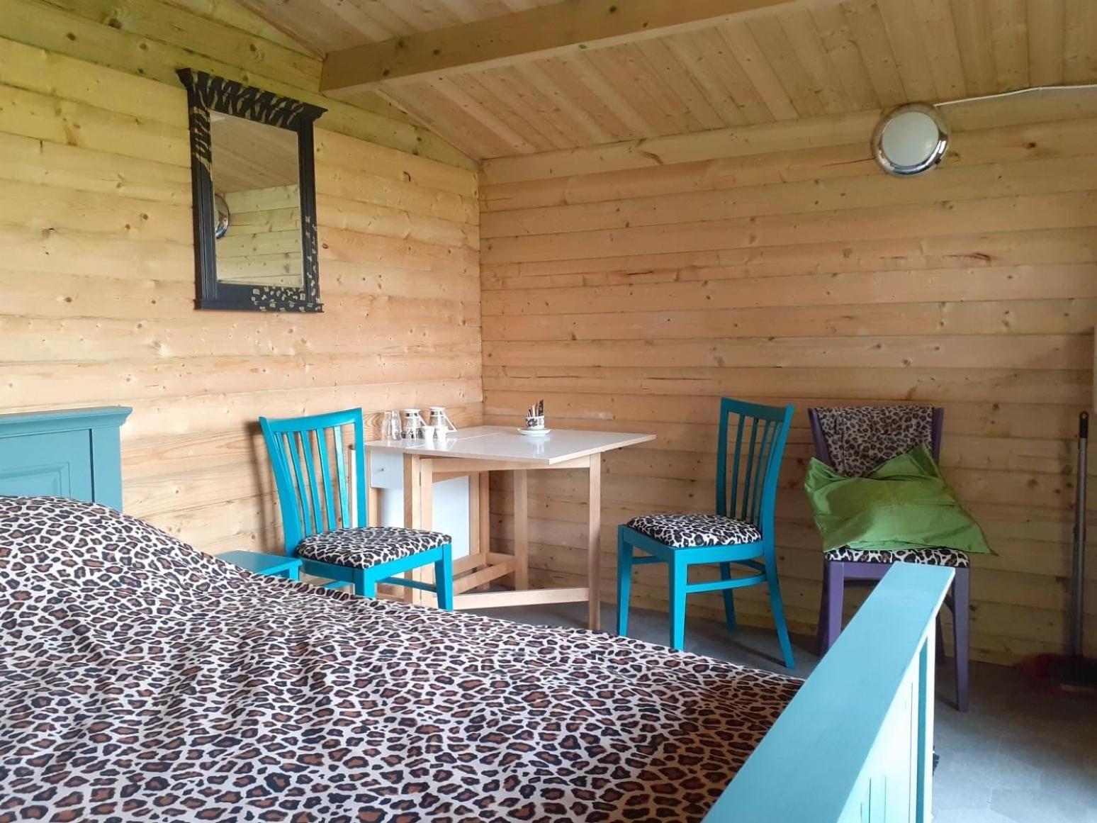 Budget Double Room - Photo 3