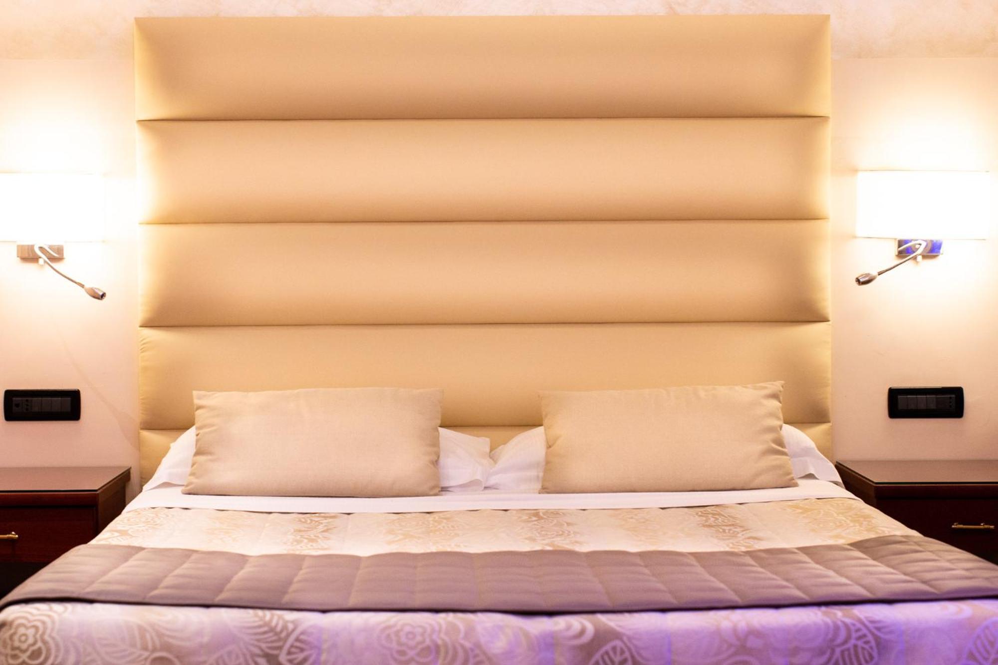 Superior Double Room - Photo 6