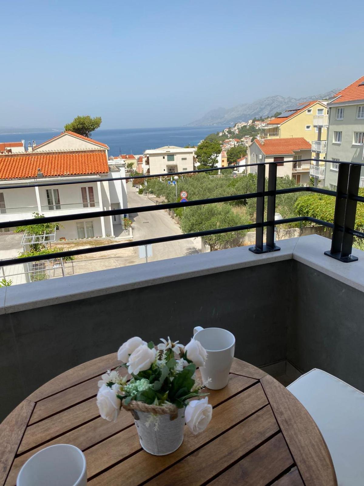 Studio with Sea View