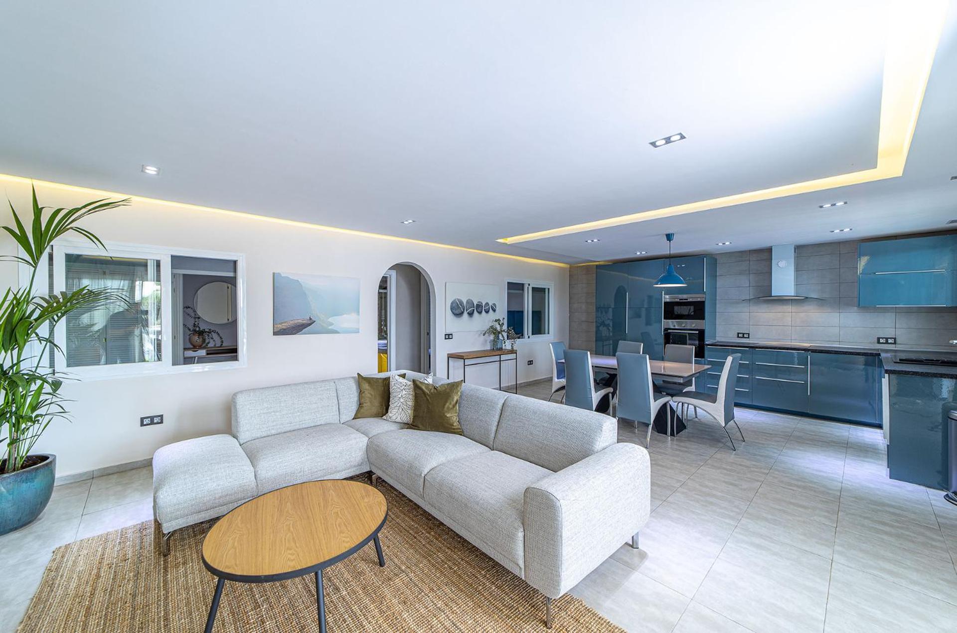 Apartamento con vista a la piscina