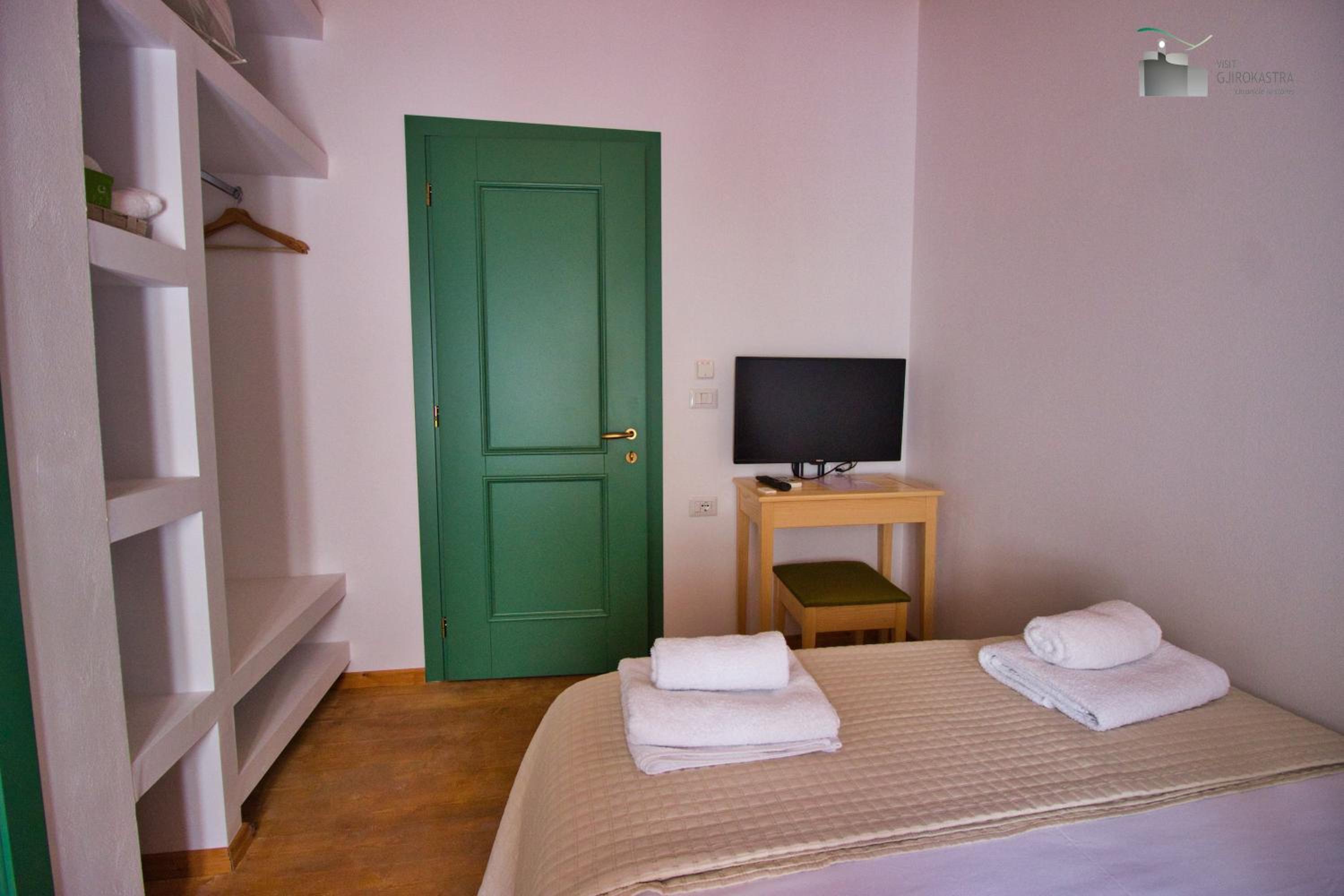 Deluxe Double Room photo 3