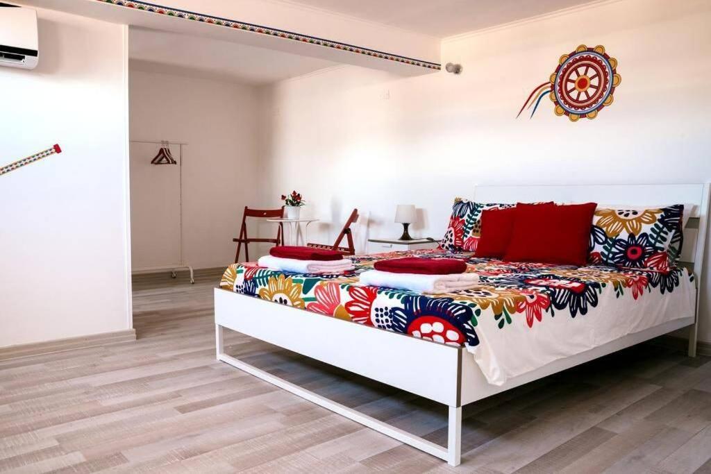 Two-Bedroom Apartment - Photo 4