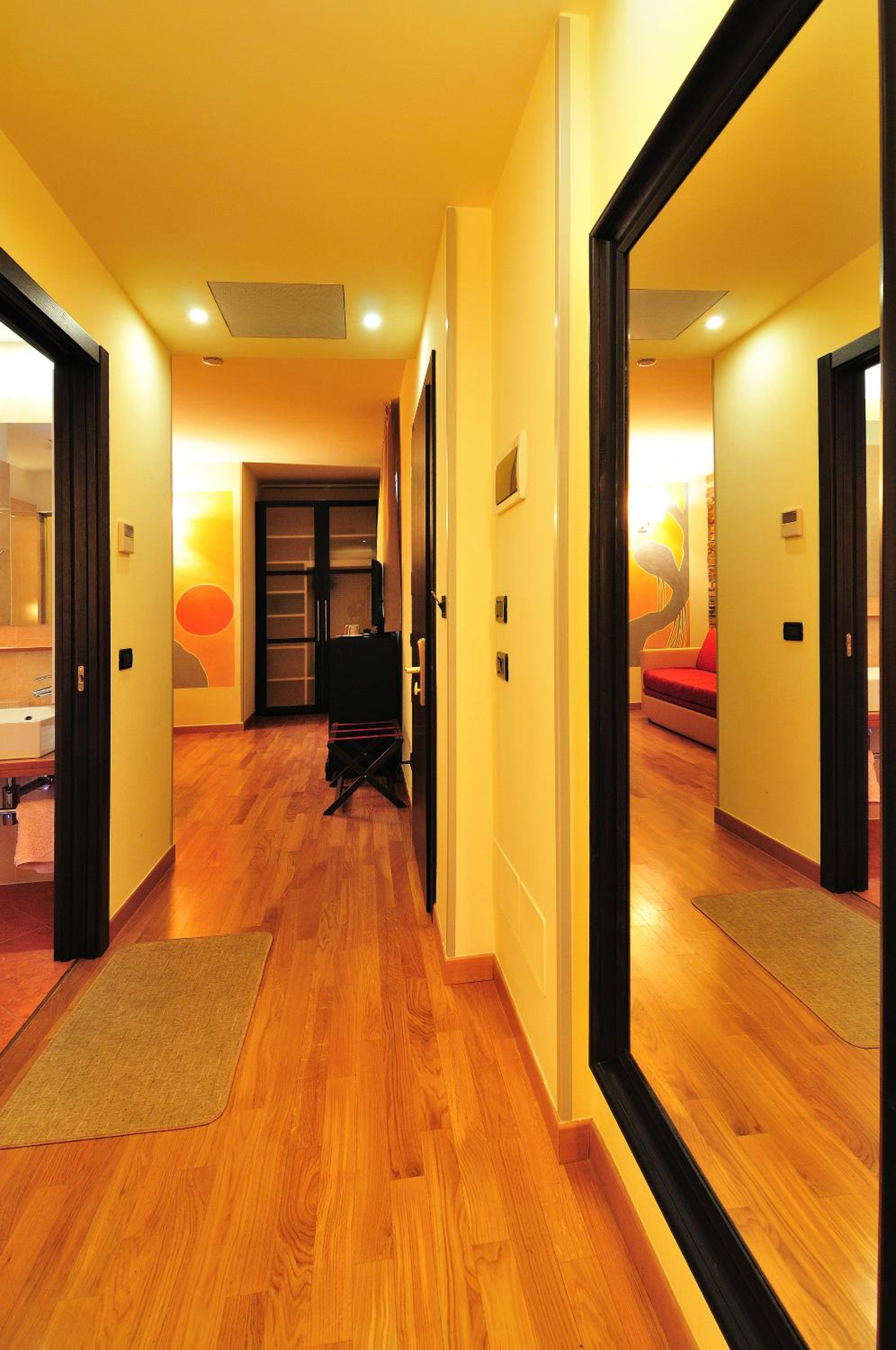 Queen Double Room with Spa Bath - Photo 19