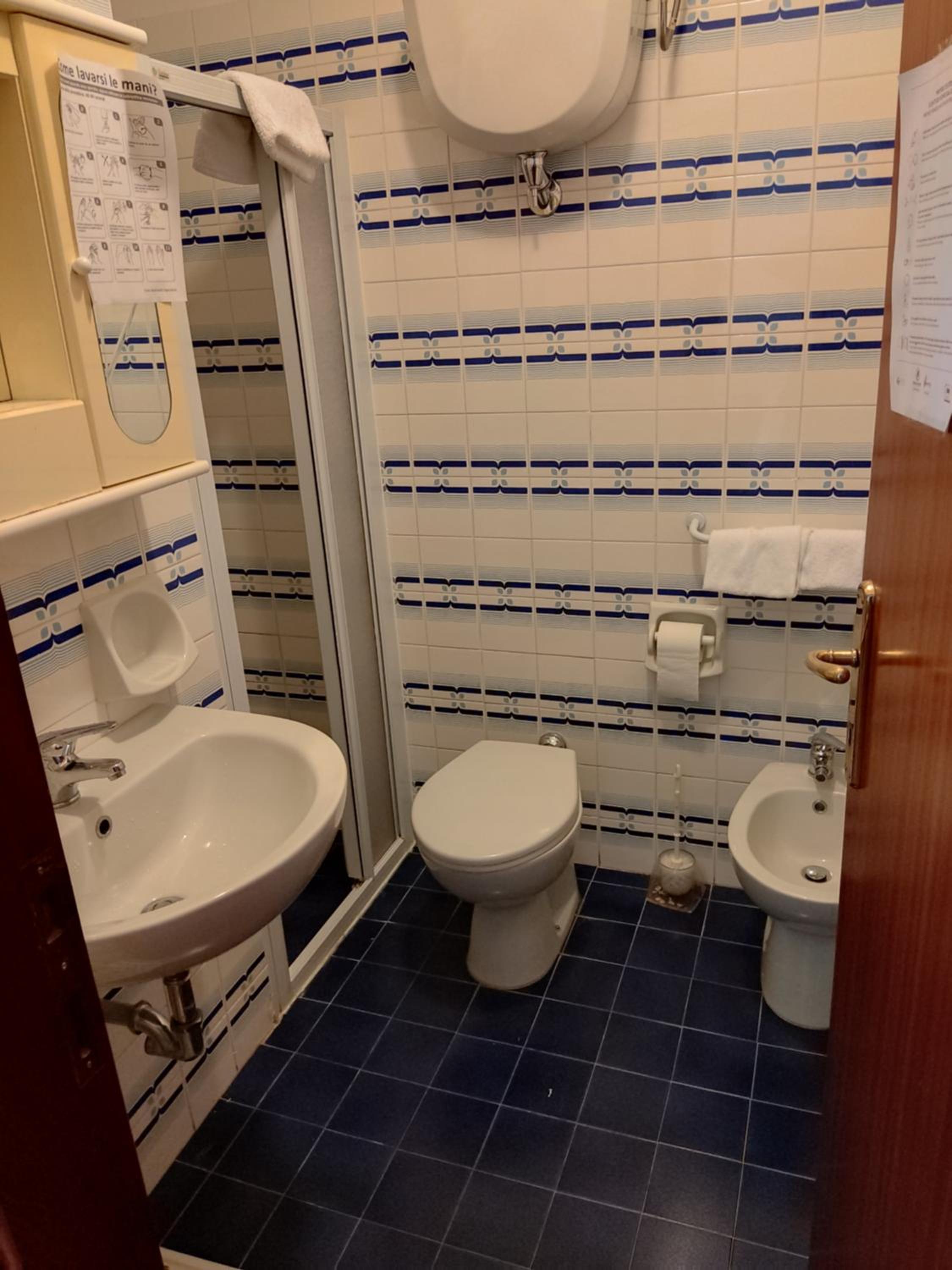 Triple Room With Private Bathroom photo 2